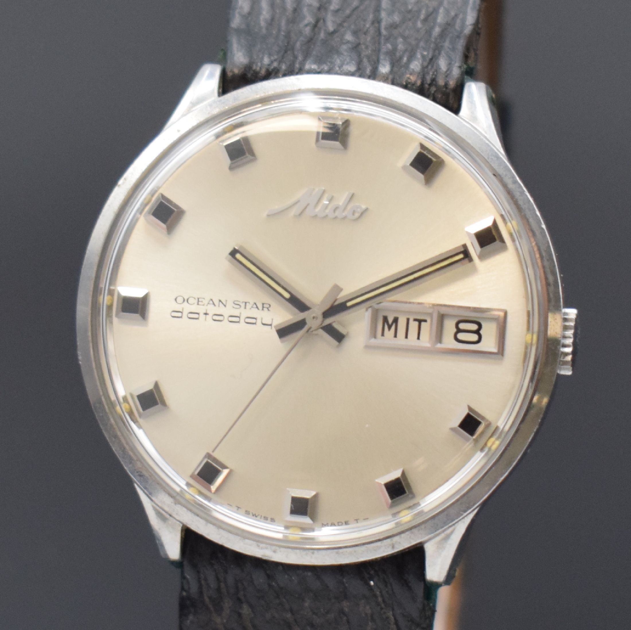 Detail a: MIDO Ocean Star Datoday Herrenarmbanduhr Referenz 5059 in Stahl, Schweiz um 1970, Automatik, Monocoque-Geh., orig. Glas u. Krone, silb. Zifferbl., ...