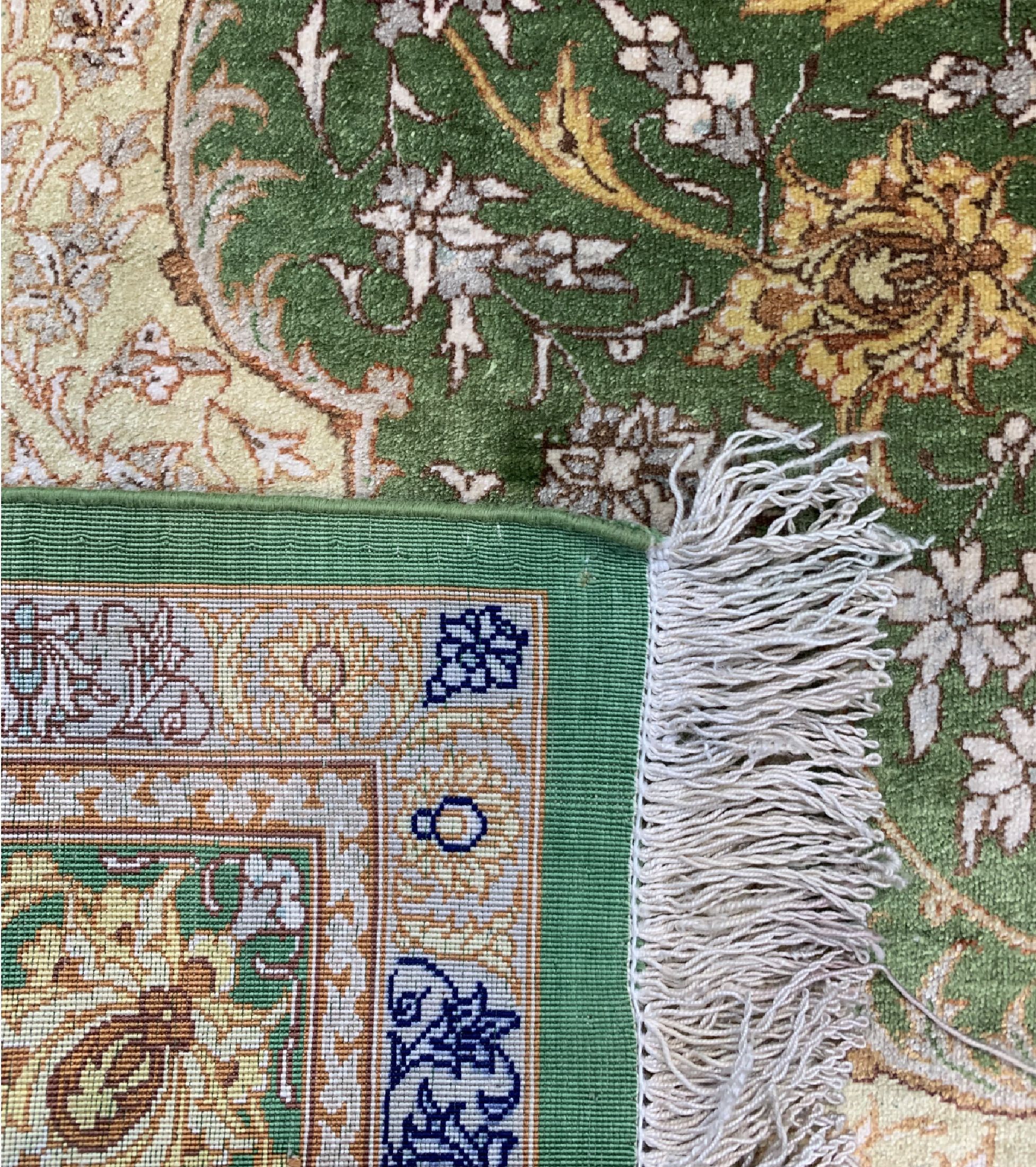 Detail e: Ghom Seide fein, signiert, Persien, ca. 50 Jahre, reine Naturseide, ca. 151 x 100 cm, ca.1,0 Mio. Kn/qm, gereinigt, EHZ: 1-2.