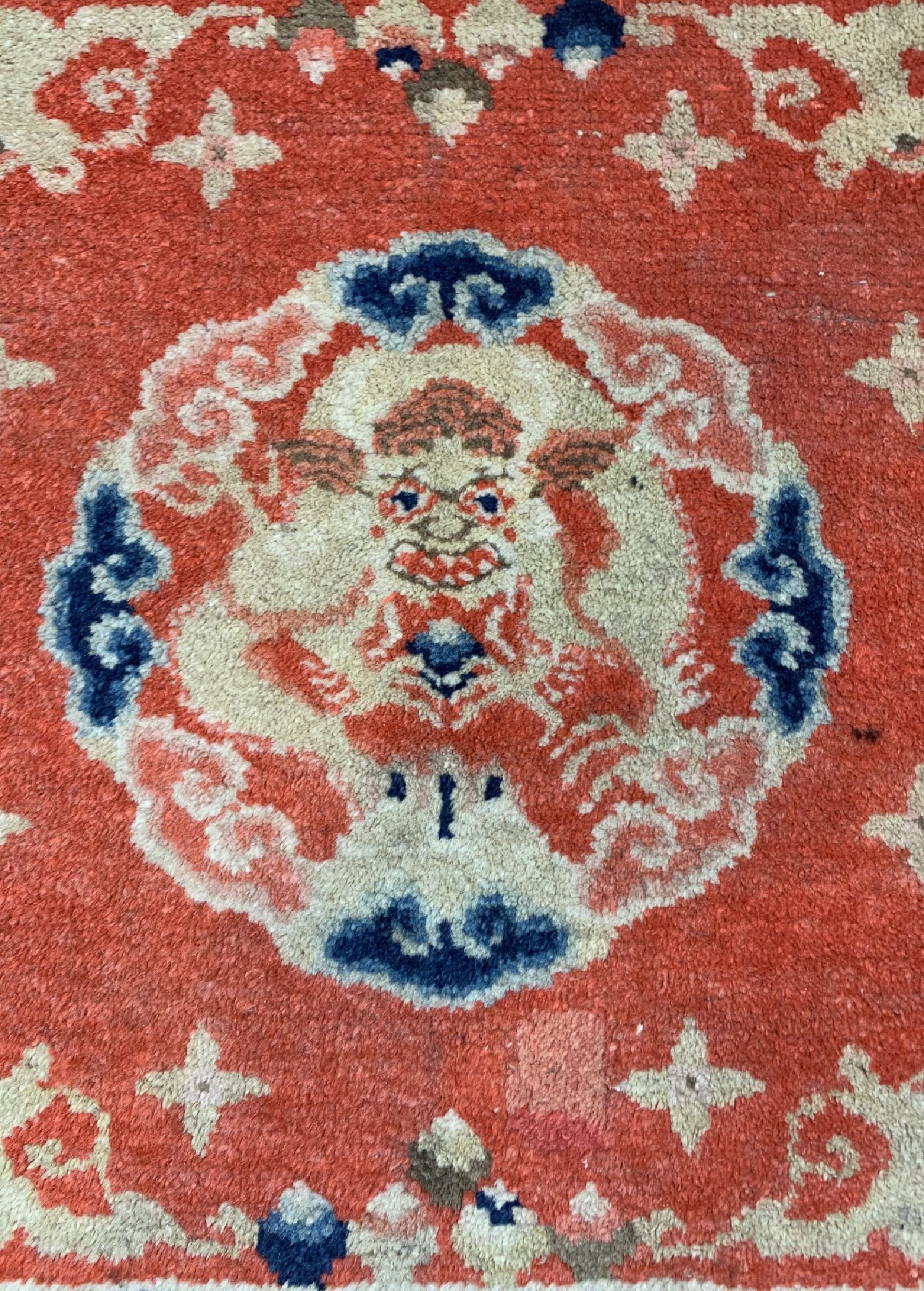 Detail b: Ning-Hsia"Sitzbank-Teppiche", China, um 1900, Wolle auf Baumwolle, ca. 198 x 68 cm, EHZ: 2