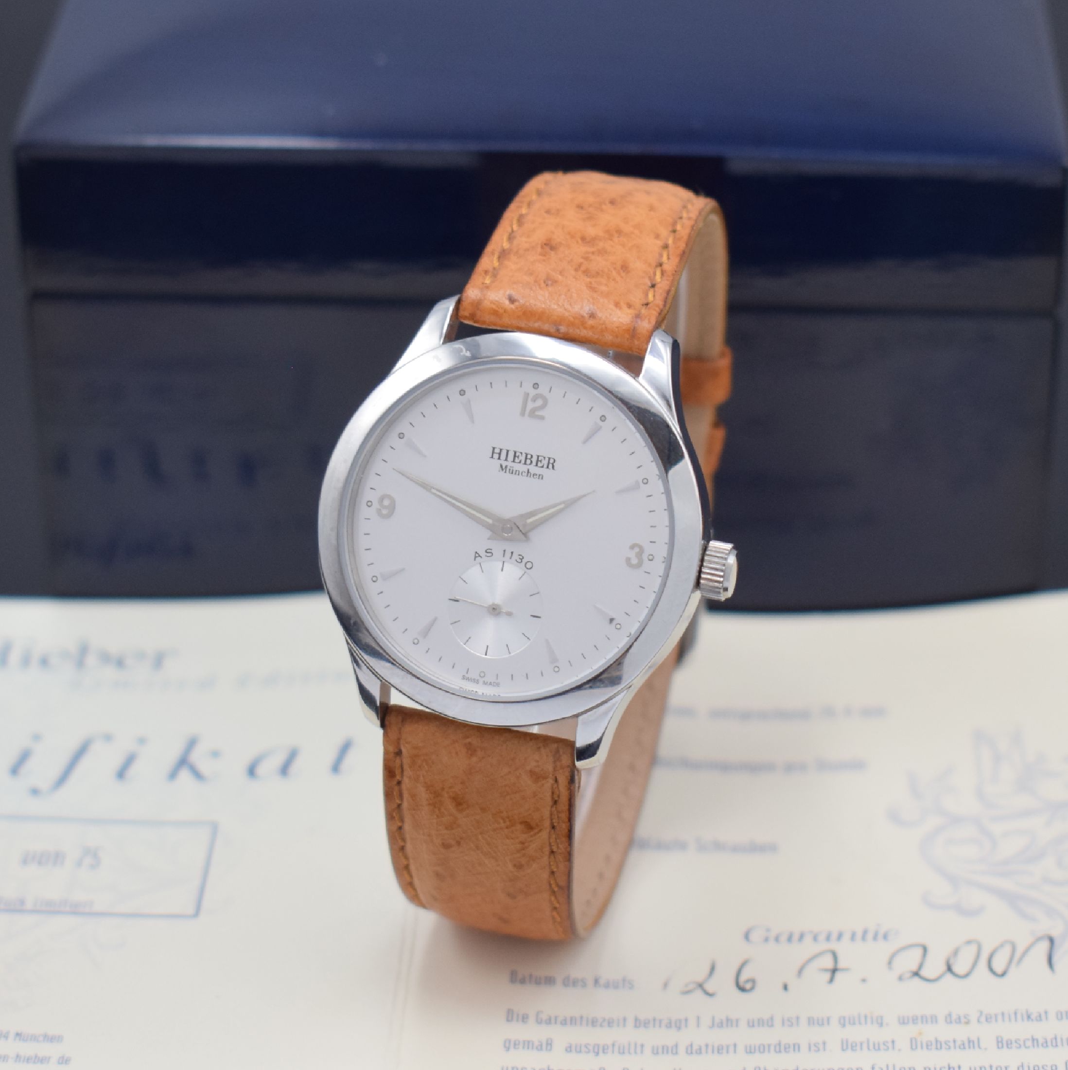 HIEBER München limitierte Jubiläums-Armbanduhr in Stahl Kaliber AS 1130, Schweiz lt. orig.Papier verk. 2001, Handaufzug, beids. vergl. Geh., Boden ...