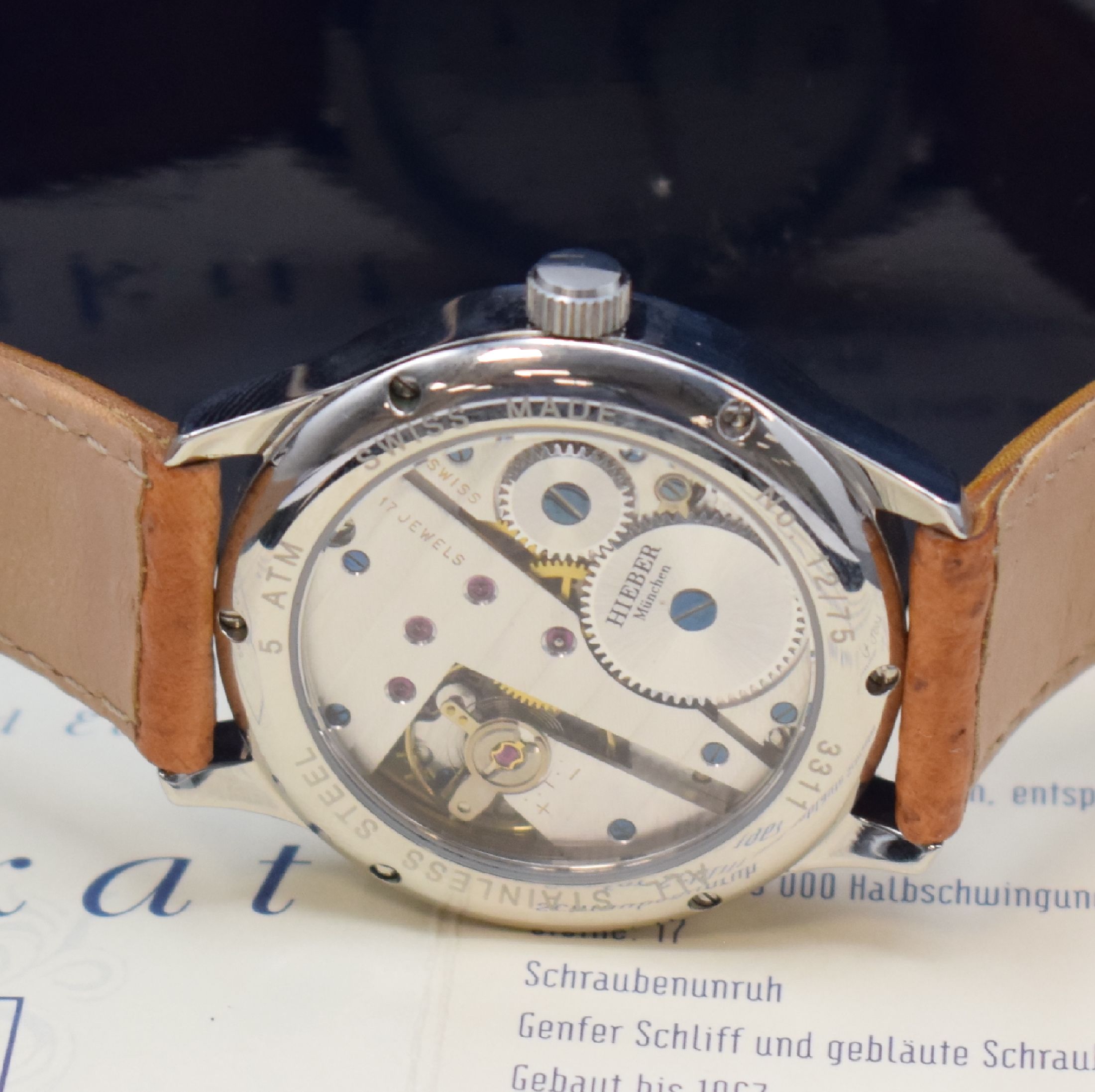 Detail c: HIEBER München limitierte Jubiläums-Armbanduhr in Stahl Kaliber AS 1130, Schweiz lt. orig.Papier verk. 2001, Handaufzug, beids. vergl. Geh., Boden ...