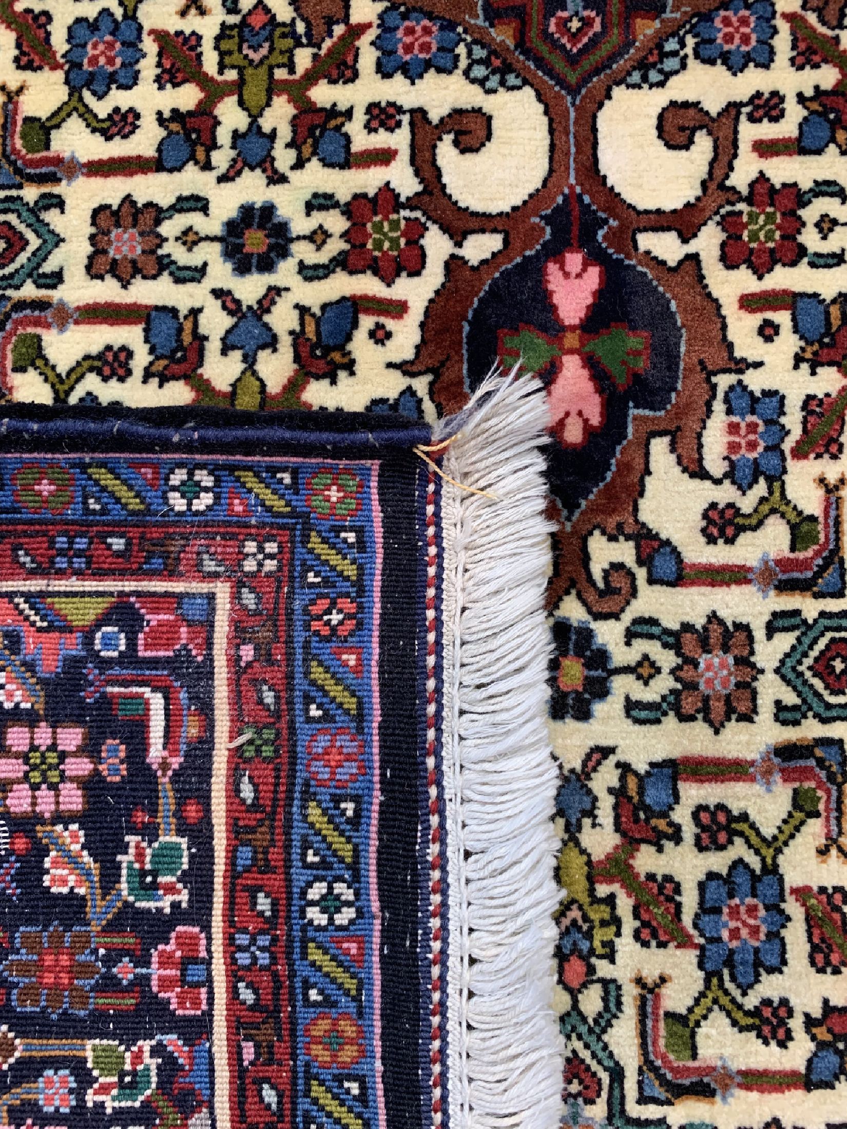 Detail d: Bidjar Kork fein, Persien, ca. 50 Jahre, Korkwolle auf Baumwolle, ca. 166 x 111 cm, gereinigt, EHZ: 1-2