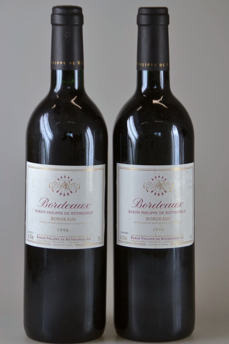 2 Flaschen 1996 Baron Philippe de Rothschild, Bordeaux, Pauillac, ca. 750ml, 12% Vol., High Fill