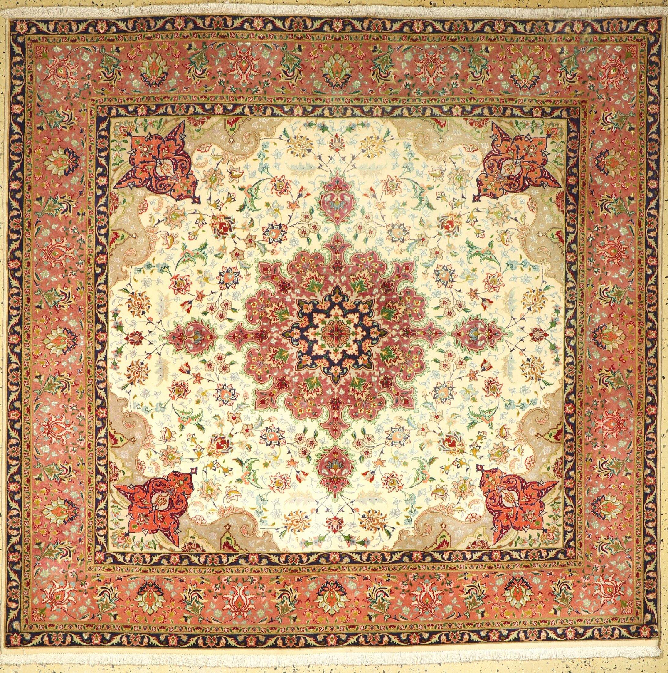 Täbriz fein(50 Raj), Persien, ca. 40 Jahre,Korkwolle mit Seide, ca. 200 x 193 cm, EHZ: 2