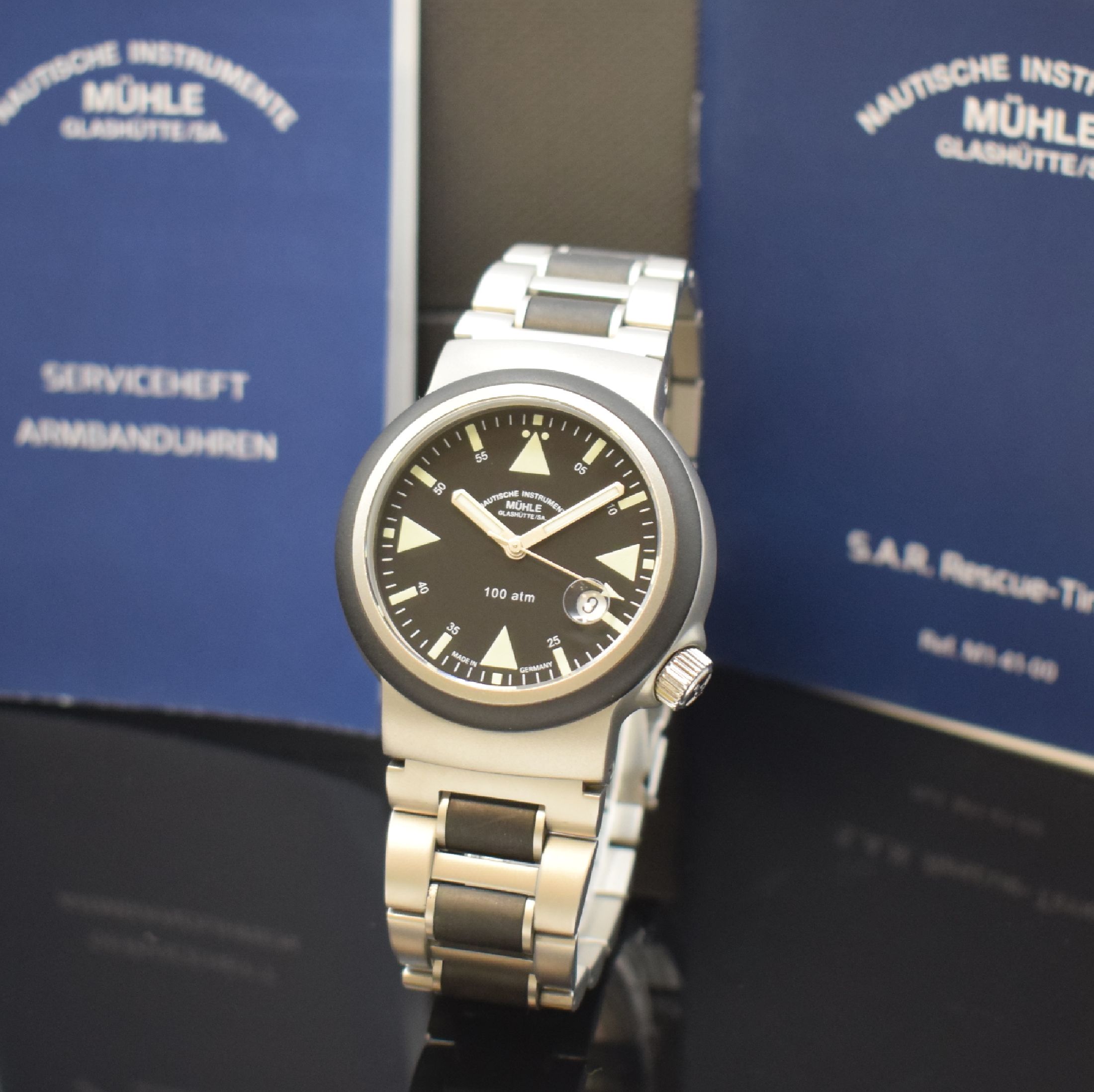 MÜHLE GLASHÜTTE S.A.R. Rescue Timer Armbanduhr in Stahl Referenz M1-41-03, Deutschland lt. orig. Papier verk. 2020, Automatik, matt. ...