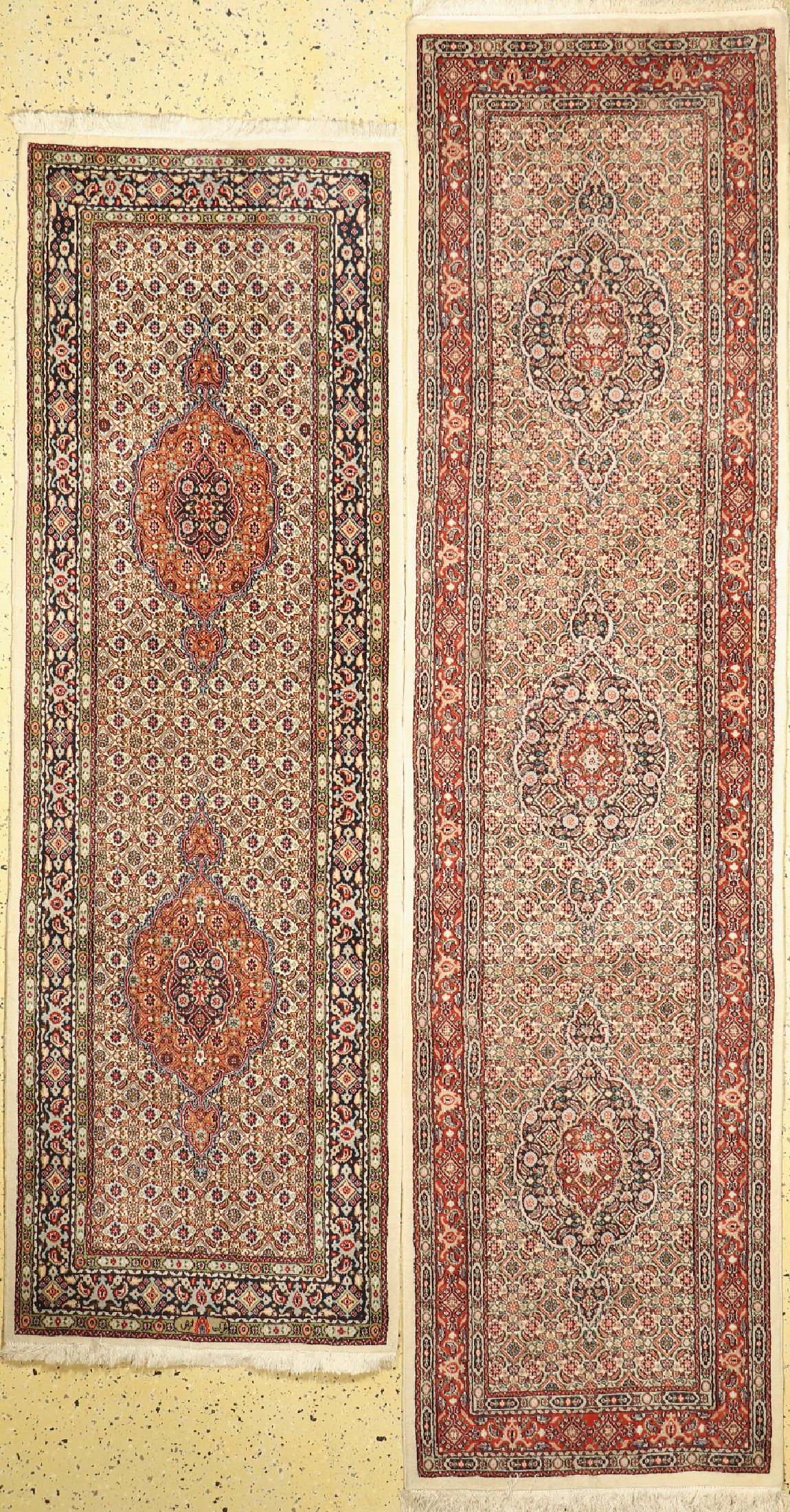 1 paar Mud fein, Persien, ca. 40 Jahre, Korkwolle mit Seide, ca. 300 x 77 cm, ca. 250 x 80 cm, EHZ: 1-2
