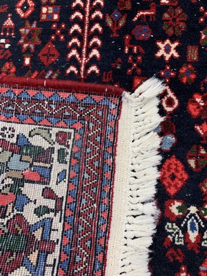26648298e - Abadeh, Persia, approx. 50 years, wool on cotton, approx. 298 x 210 cm, condition: 2. Rugs, Carpets & Flatweaves