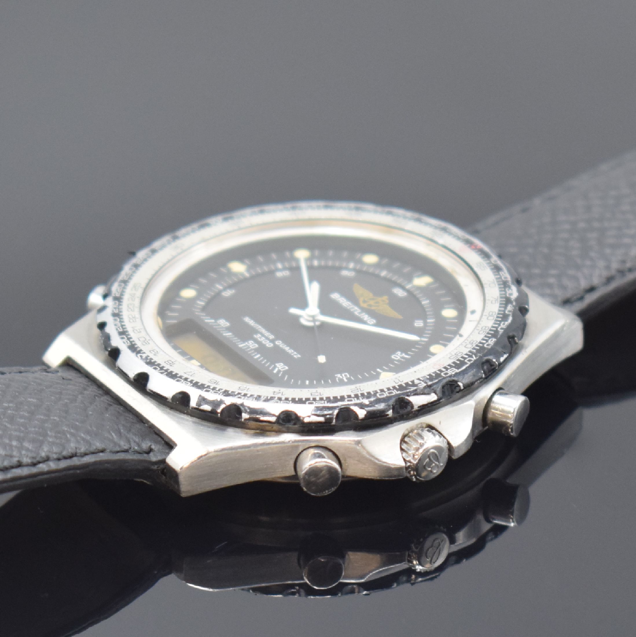 Detail b: BREITLING Multifunktion-Armbanduhr Serie Navitimer Quartz 3300 "Jupiter", Schweiz um 1985, Ref. 80972, verschr. Edelstahlgeh., Lünette m. ...