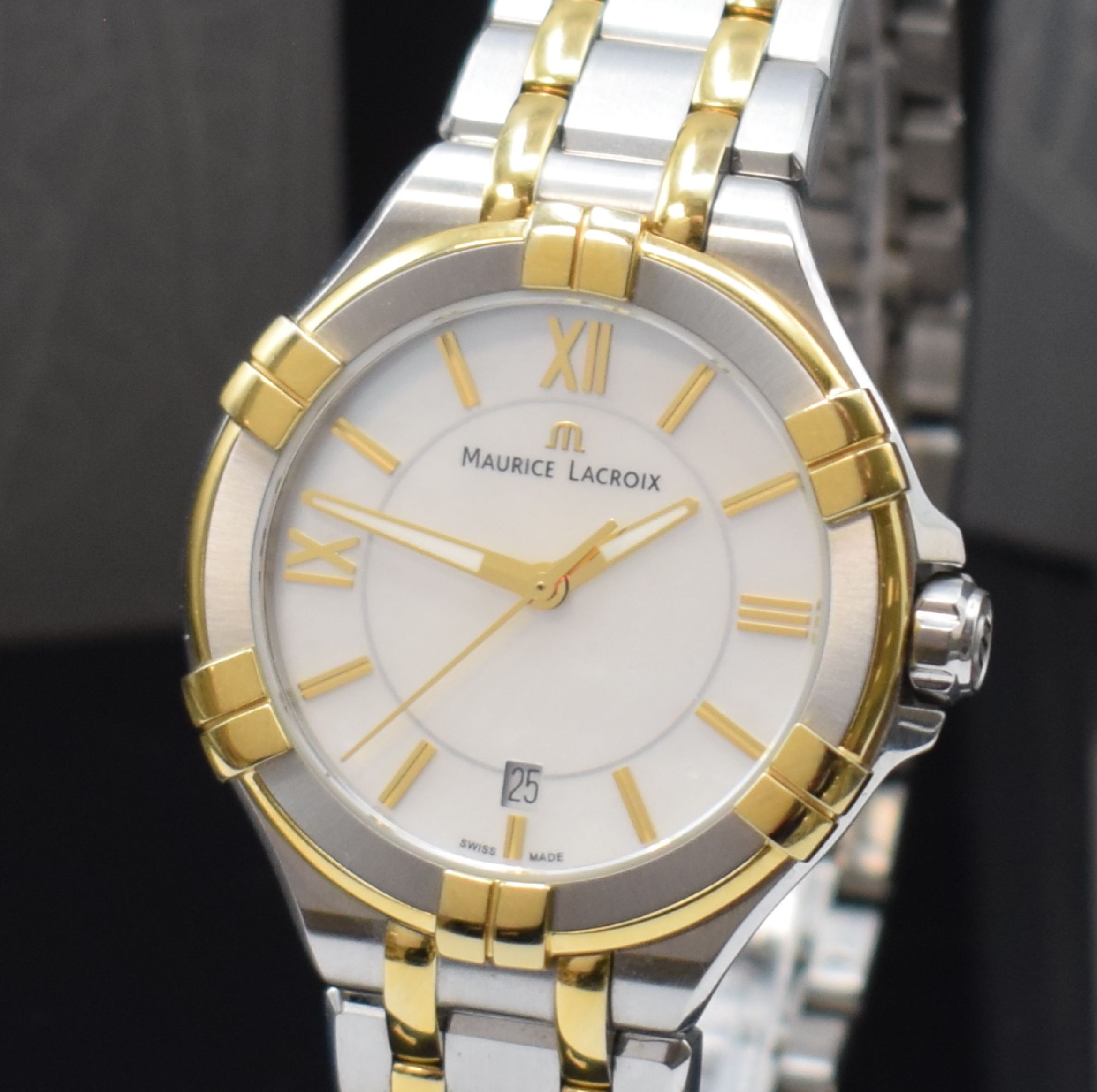 Detail a: MAURICE LACROIX AIKON Armbanduhr in Stahl/vergoldet, Schweiz um 2020, quartz, gedr. Geh., integr. orig. Band m. dopp. Faltschl., Perlmuttzifferbl., ...