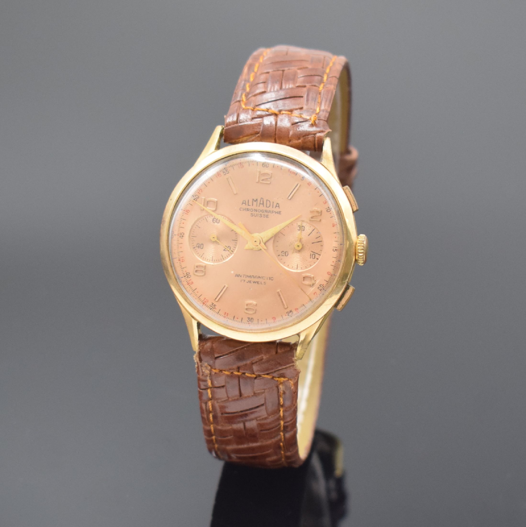 ALMADIA / CHRONOGRAPHE SUISSE Armbandchronograph in RG 750/000, Schweiz um 1960, Handaufzug, Boden aufgedr., Geh. dell., Metall Innengeh., ...