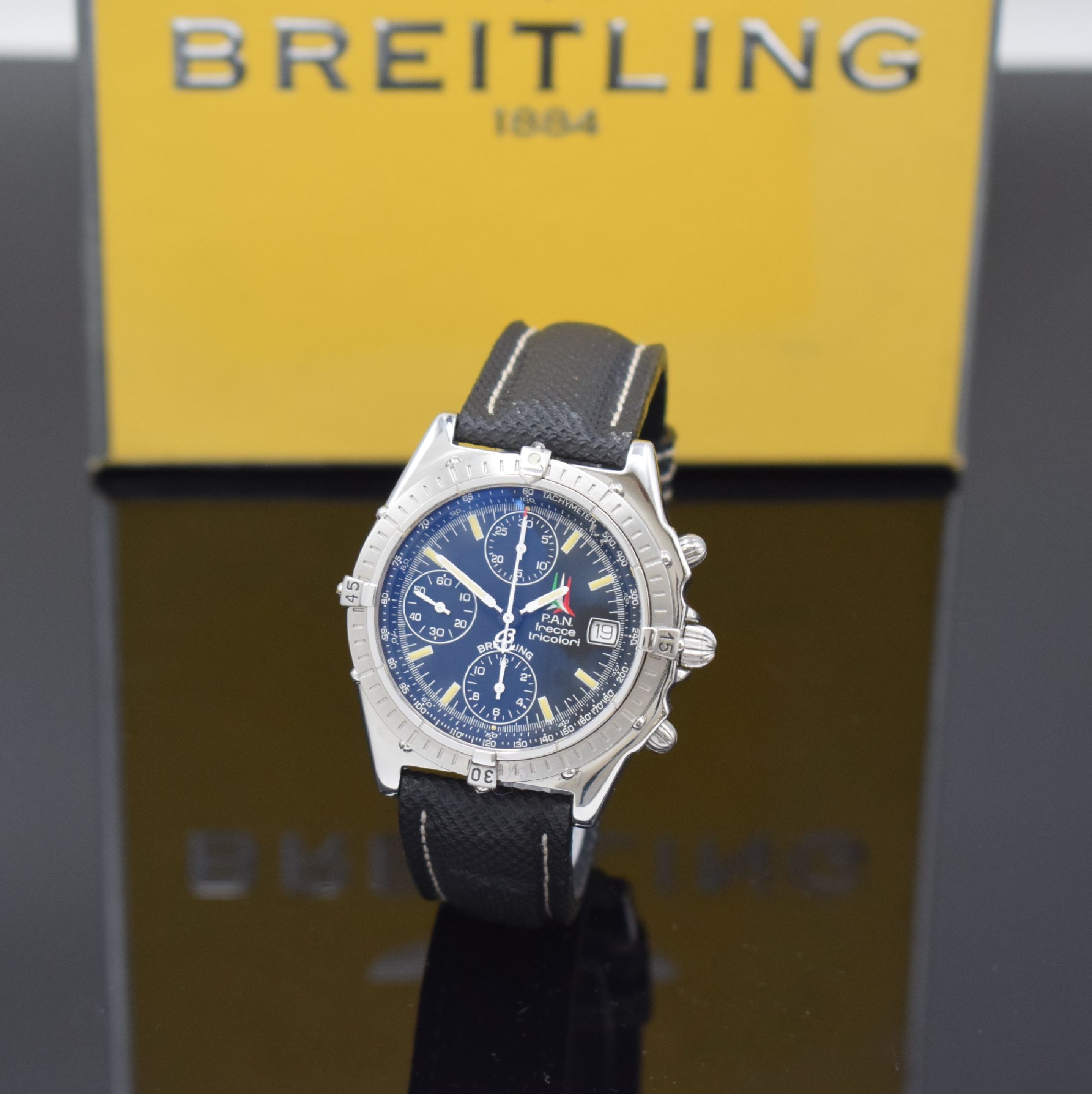 BREITLING Armbandchronograph aus der Serie Kunstflugstaffeln hier P.A.N. frecce tricolori Referenz A13050.1, Automatik, Schweiz um 1995, auf 4000 ...