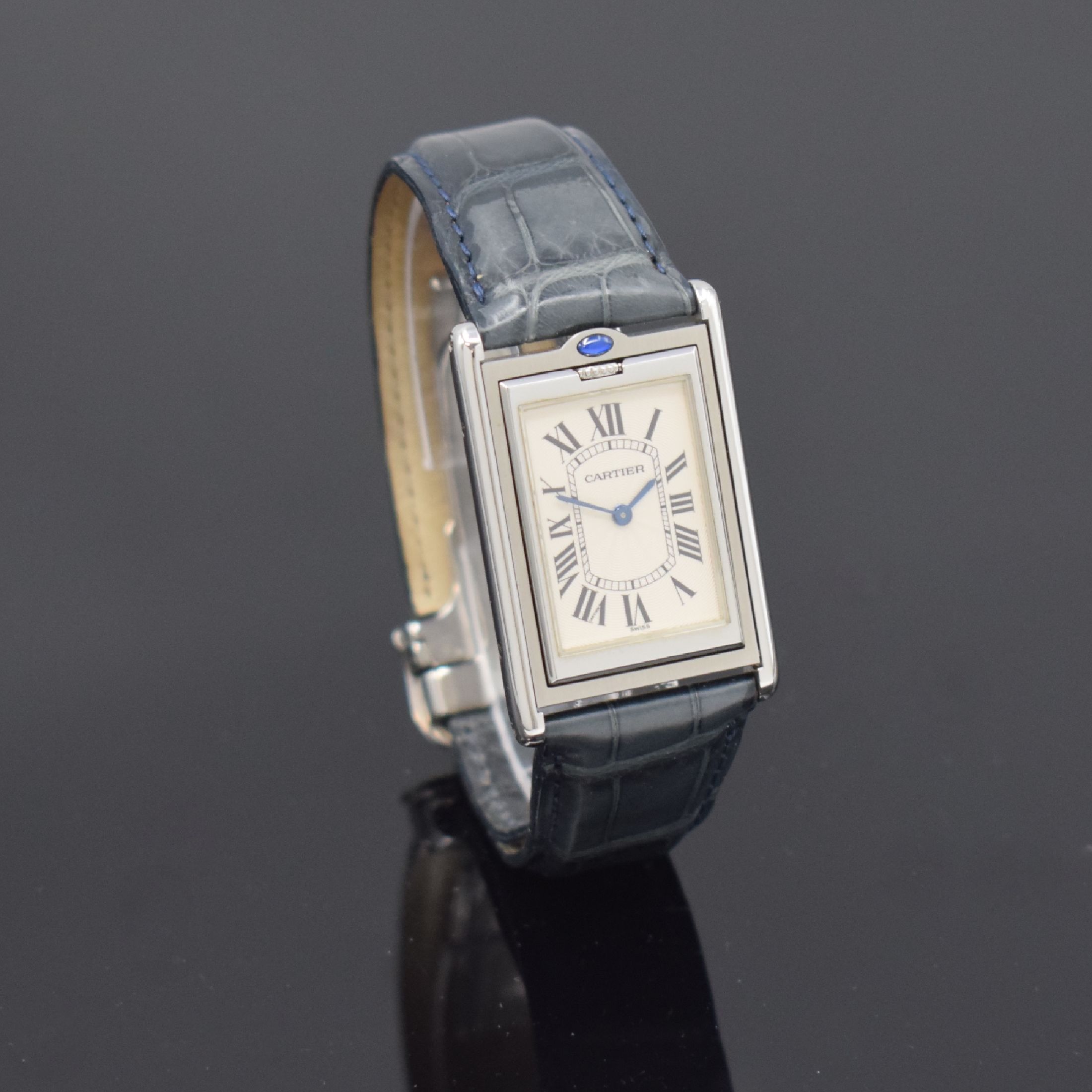 Detail b: CARTIER Basculante Armbanduhr Referenz 2390,Handaufzug, Schweiz um 2000, aufwendiges Edelstahl Wendegehäuse inkl. orig. Lederband m. orig. ...