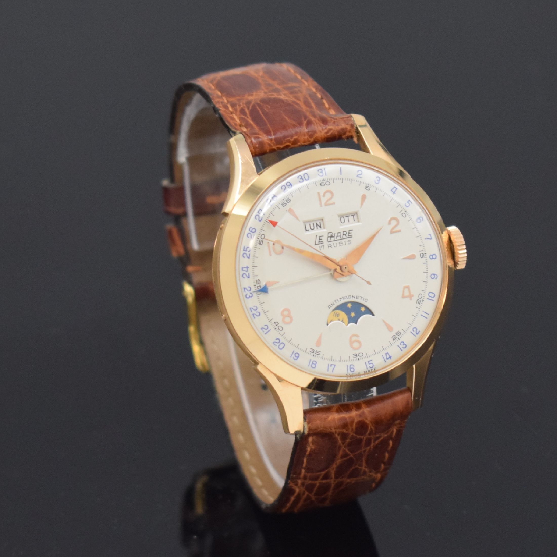 Detail b: LE PHARE Herrenarmbanduhr mit Vollkalenderanzeige in Roségold 750/000 Referenz 3808, Handaufzug, Schweiz um 1950, Boden und Glasrand aufgedr., vers. ...