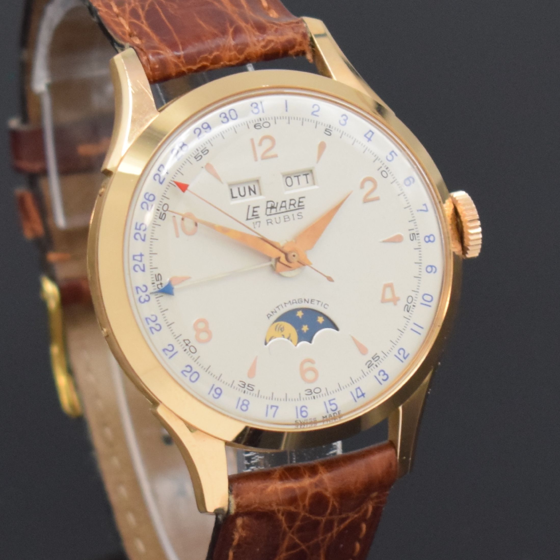 Detail c: LE PHARE Herrenarmbanduhr mit Vollkalenderanzeige in Roségold 750/000 Referenz 3808, Handaufzug, Schweiz um 1950, Boden und Glasrand aufgedr., vers. ...