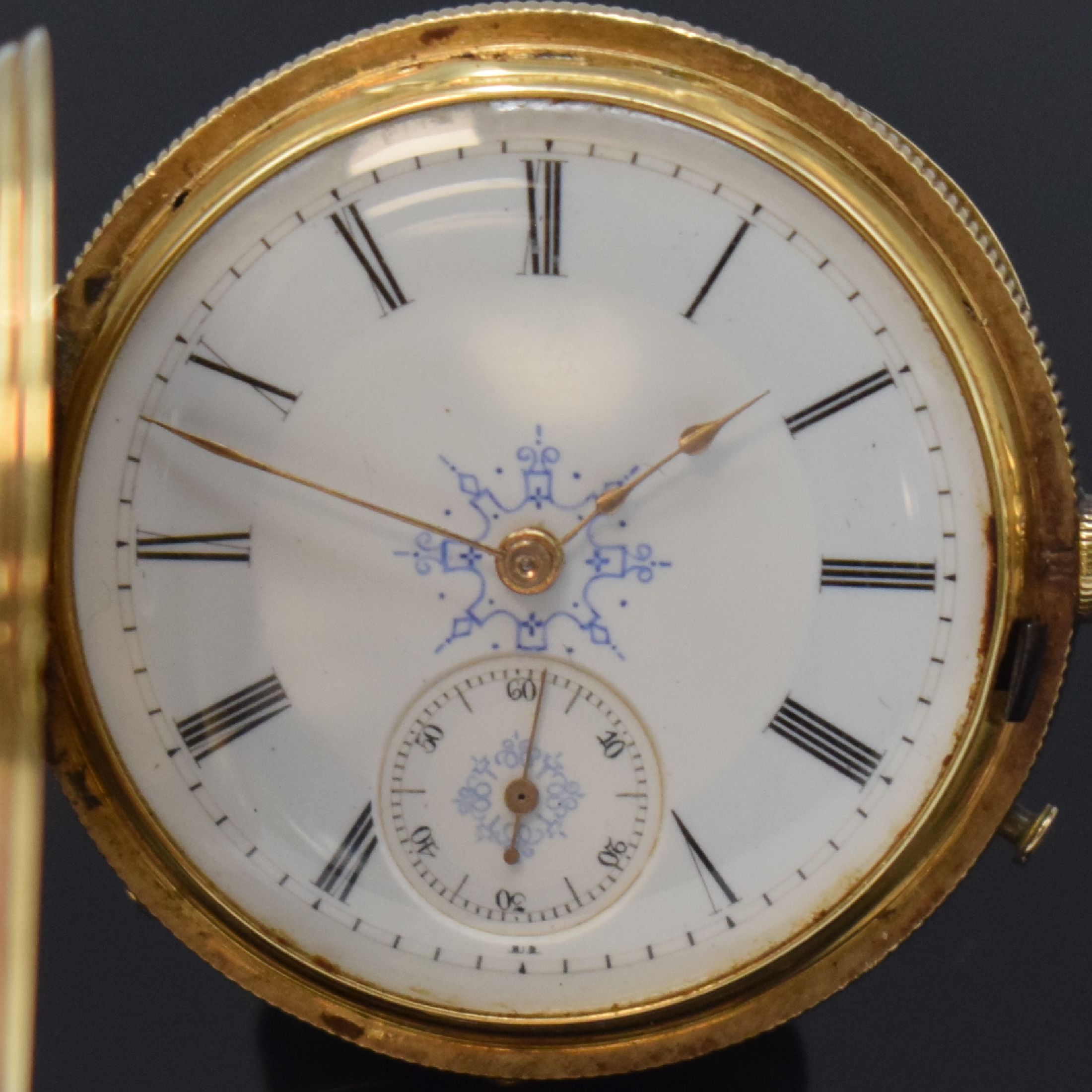 Detail a: A.FUESLIN & Cie Diamantbesetzte Halbsavonette in GG 750/000, Schweiz um 1870, beids. schwarz emaill. 3-Deckel Goldgeh., gerippter Rand, 2-tlg. ...