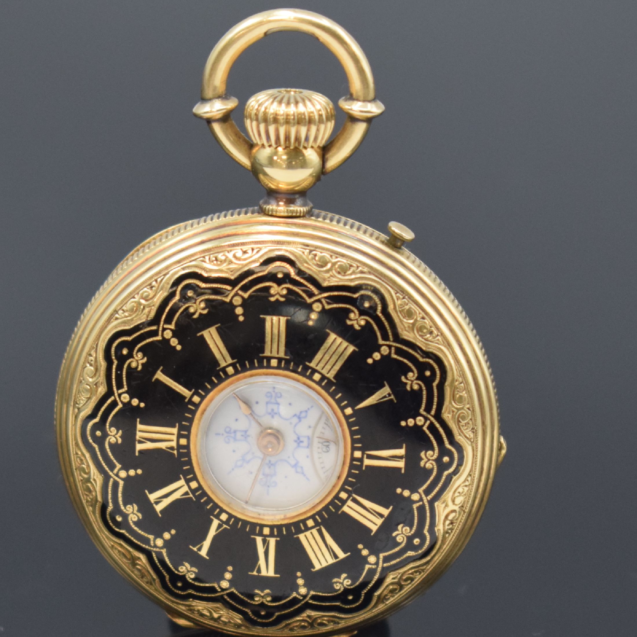 Detail b: A.FUESLIN & Cie Diamantbesetzte Halbsavonette in GG 750/000, Schweiz um 1870, beids. schwarz emaill. 3-Deckel Goldgeh., gerippter Rand, 2-tlg. ...