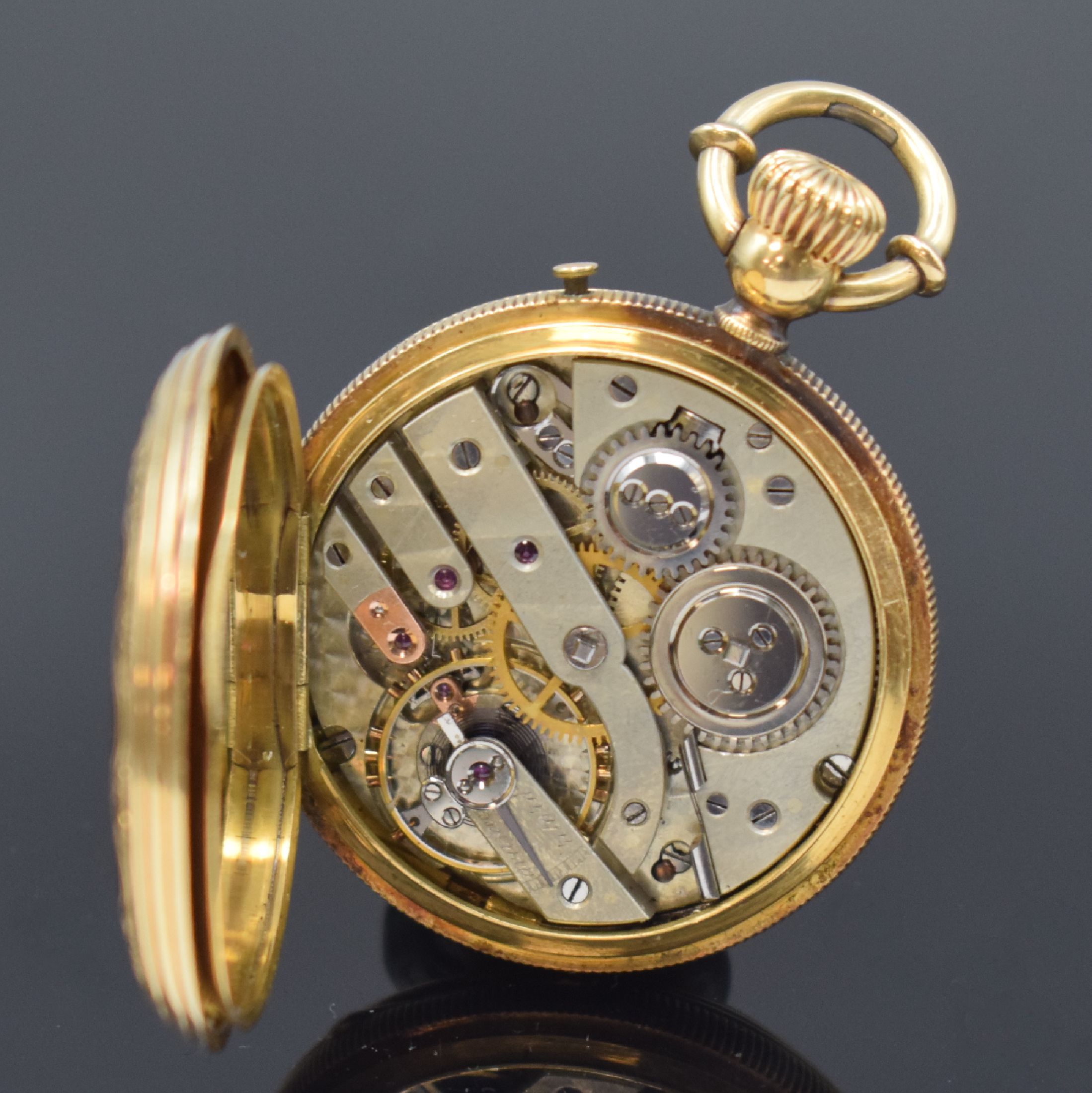 Detail e: A.FUESLIN & Cie Diamantbesetzte Halbsavonette in GG 750/000, Schweiz um 1870, beids. schwarz emaill. 3-Deckel Goldgeh., gerippter Rand, 2-tlg. ...