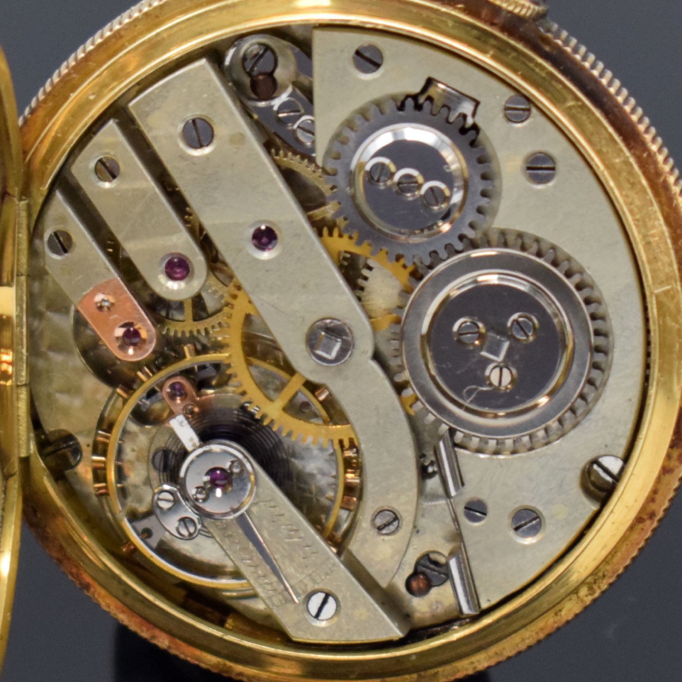 Detail f: A.FUESLIN & Cie Diamantbesetzte Halbsavonette in GG 750/000, Schweiz um 1870, beids. schwarz emaill. 3-Deckel Goldgeh., gerippter Rand, 2-tlg. ...