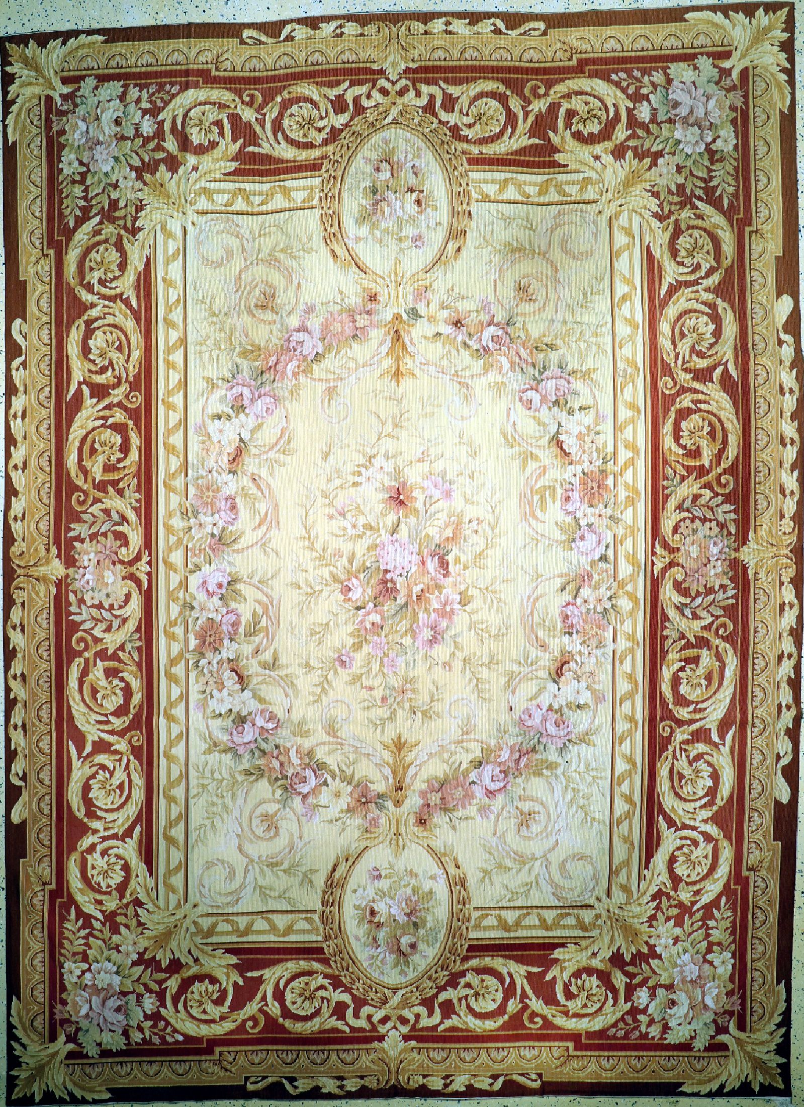 Aubusson stil, China, ca. 50 Jahre, Wolle auf Baumwolle, ca. 360 x 260 cm, Reinigungsbedürftig, EHZ: 1-2