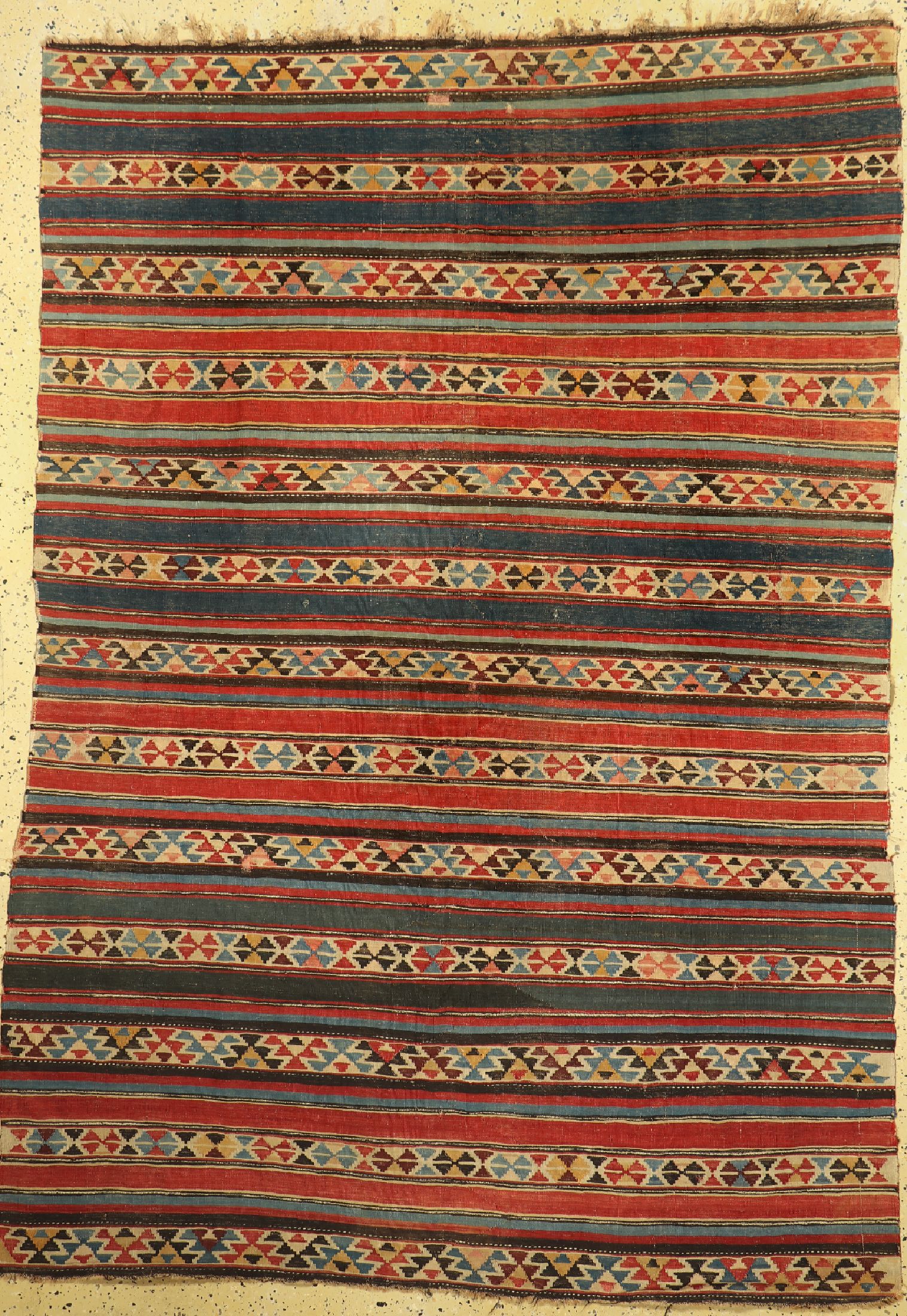 Kuba Kelim antik, Kaukasus, 19.Jhd, Wolle auf Wolle, ca. 260 x 188 cm, EHZ: 2-3, (Alte restarierungen)