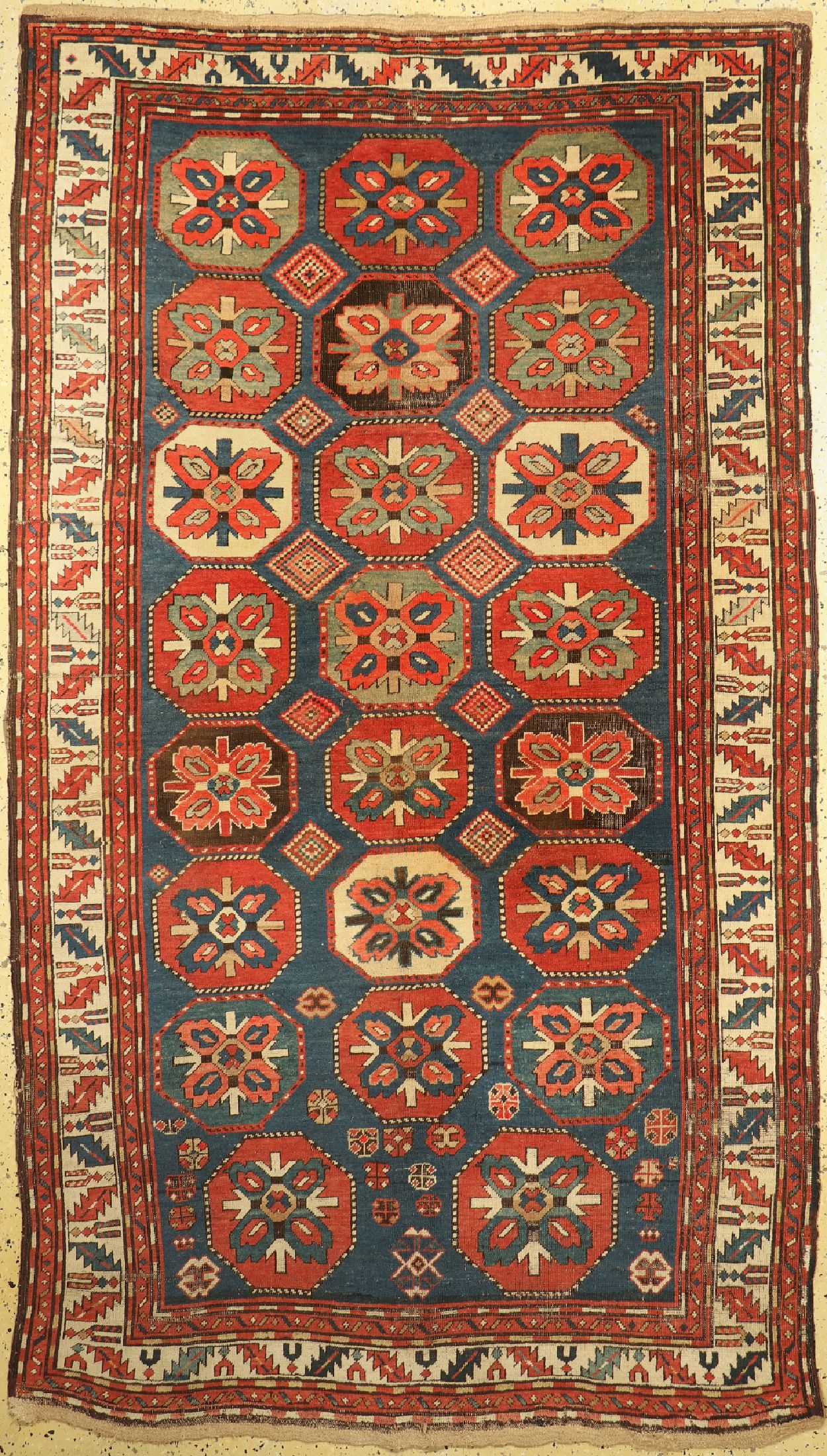 Tschelaberd antik, Kaukasus, 19.Jhd, Wolle auf Wolle, ca. 270 x 154 cm, EHZ: 3