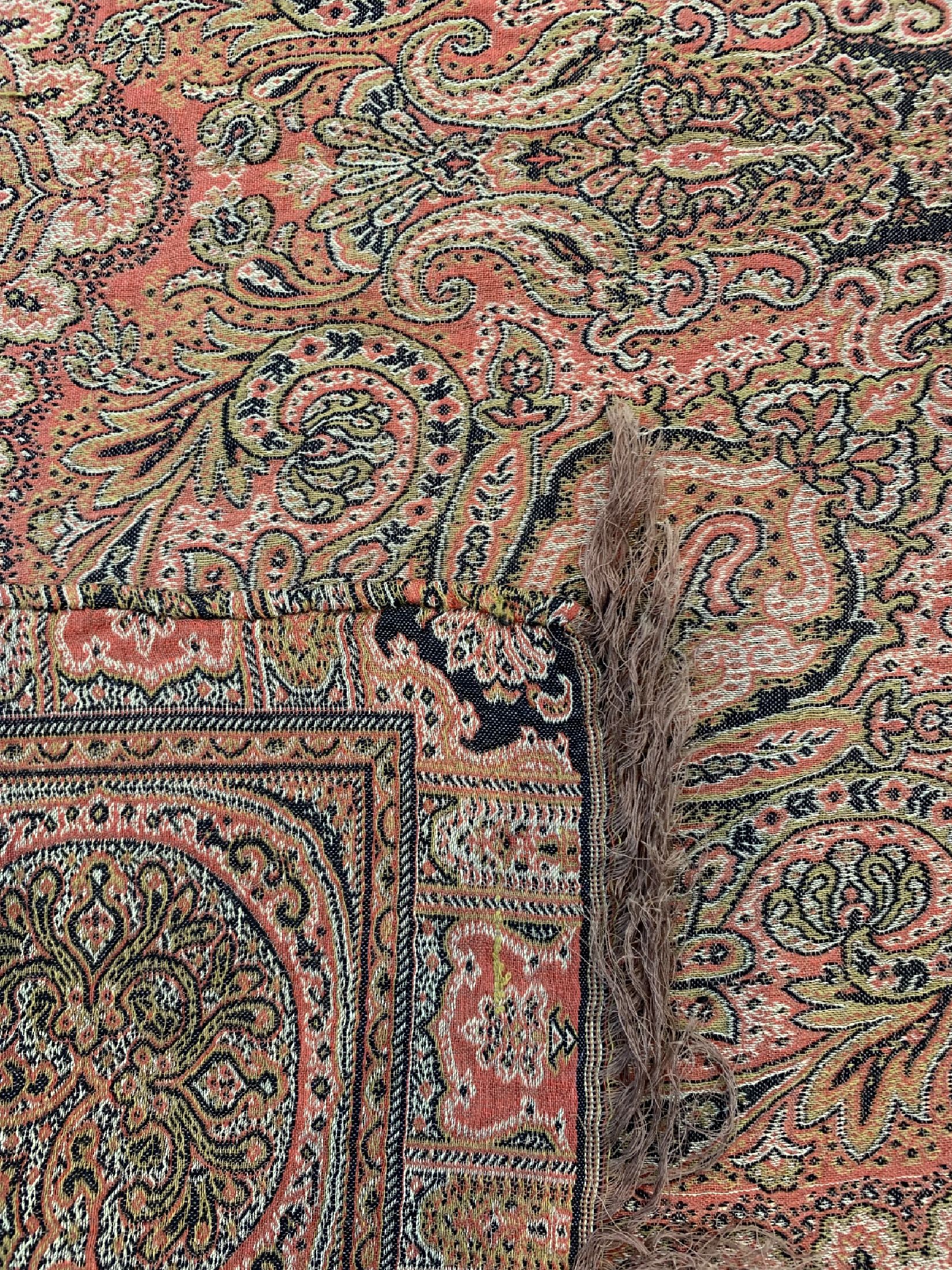 Detail c: 2 Kaschmir Schal, Indien, ca. 60 Jahre, Baumwolle, ca. 130 x 114 cm, EHZ: 2