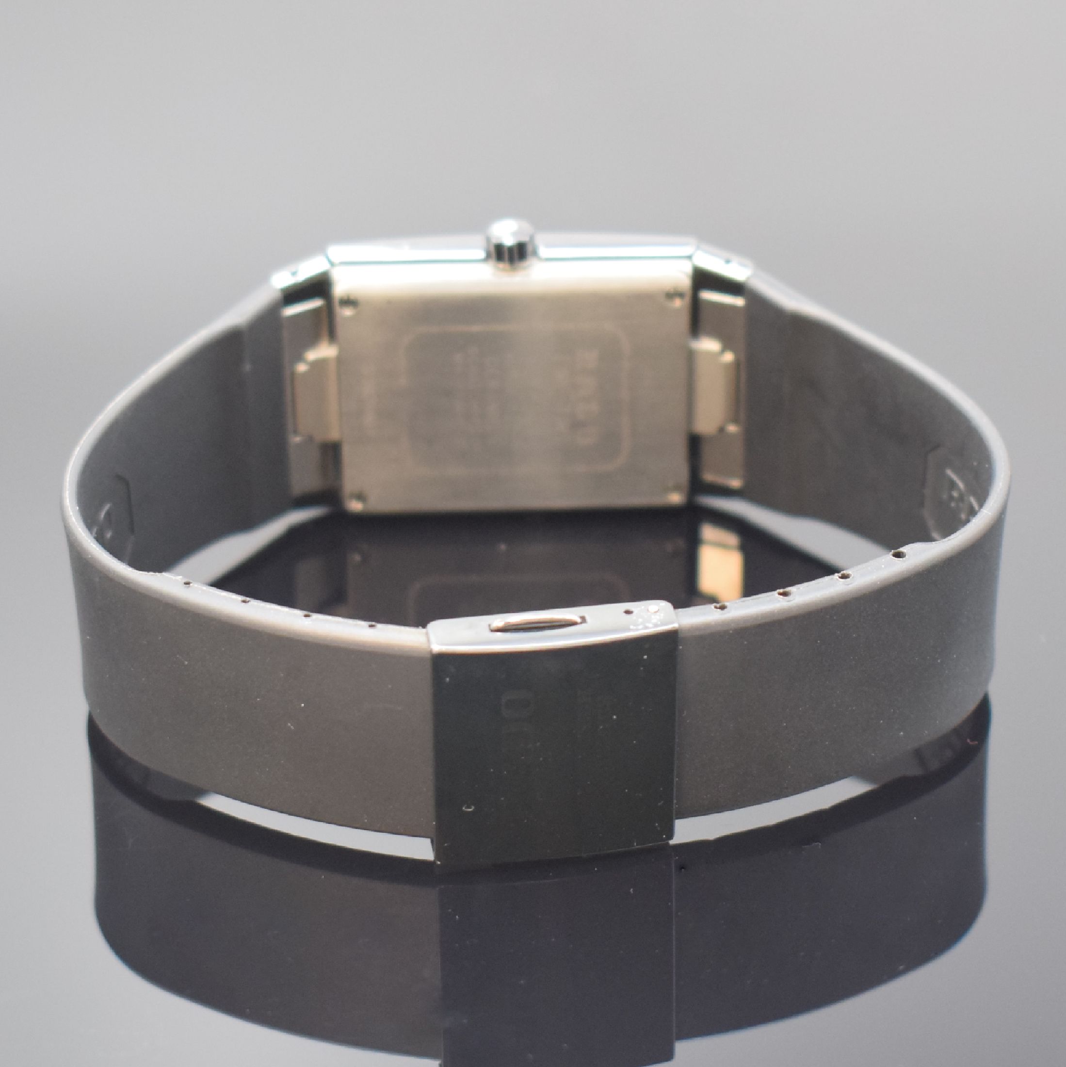 Detail d: RADO Diastar Herrenarmbanduhr mit Multifunktionsanzeige, Schweiz verk. lt. beil. Pap. 07/1996, quarz, Ref. 193.0324.3, Keramikgeh., 4-fach verschr. ...
