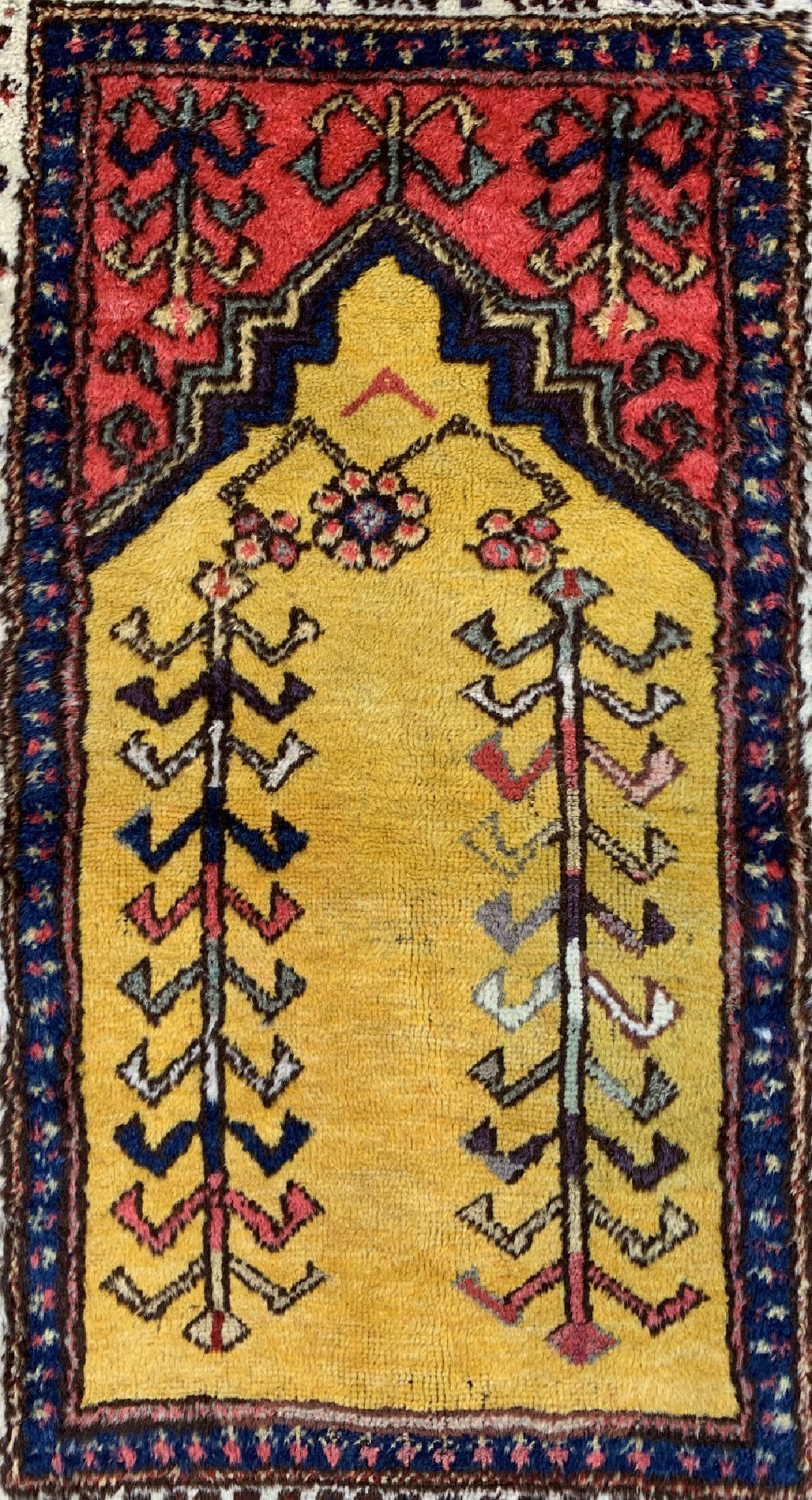 Detail a: Melas antik, Türkei, um 1900, Wolle auf Wolle, ca. 145 x 110 cm, EHZ: 2-3
