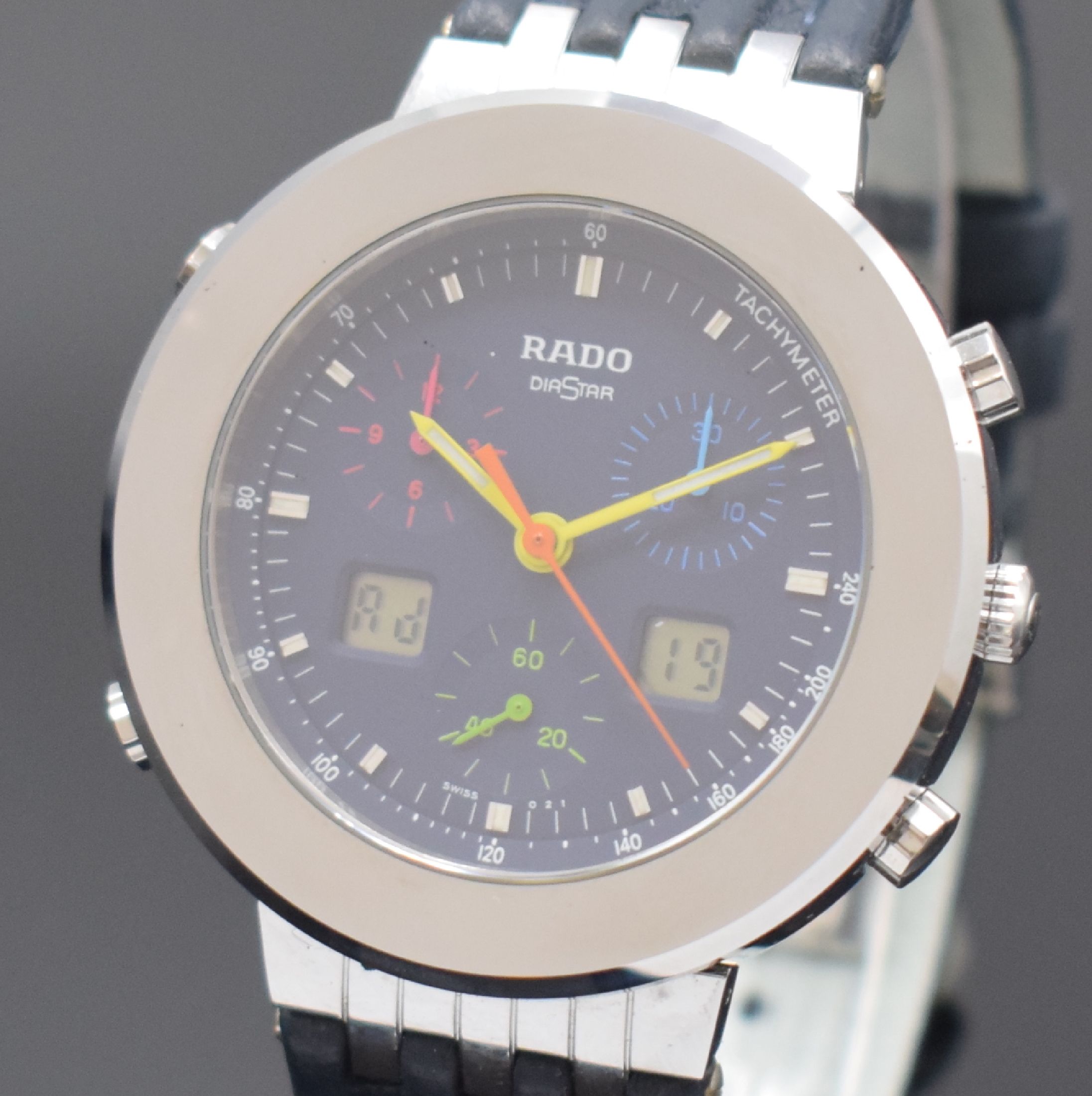 Detail a: RADO Diastar Herrenarmbanduhr mit digitaler Anzeige, Schweiz 1990er Jahre, Ref. 539.0444.3, quarz, Edelstahlgeh. inkl. orig. Lederband m. dopp. ...
