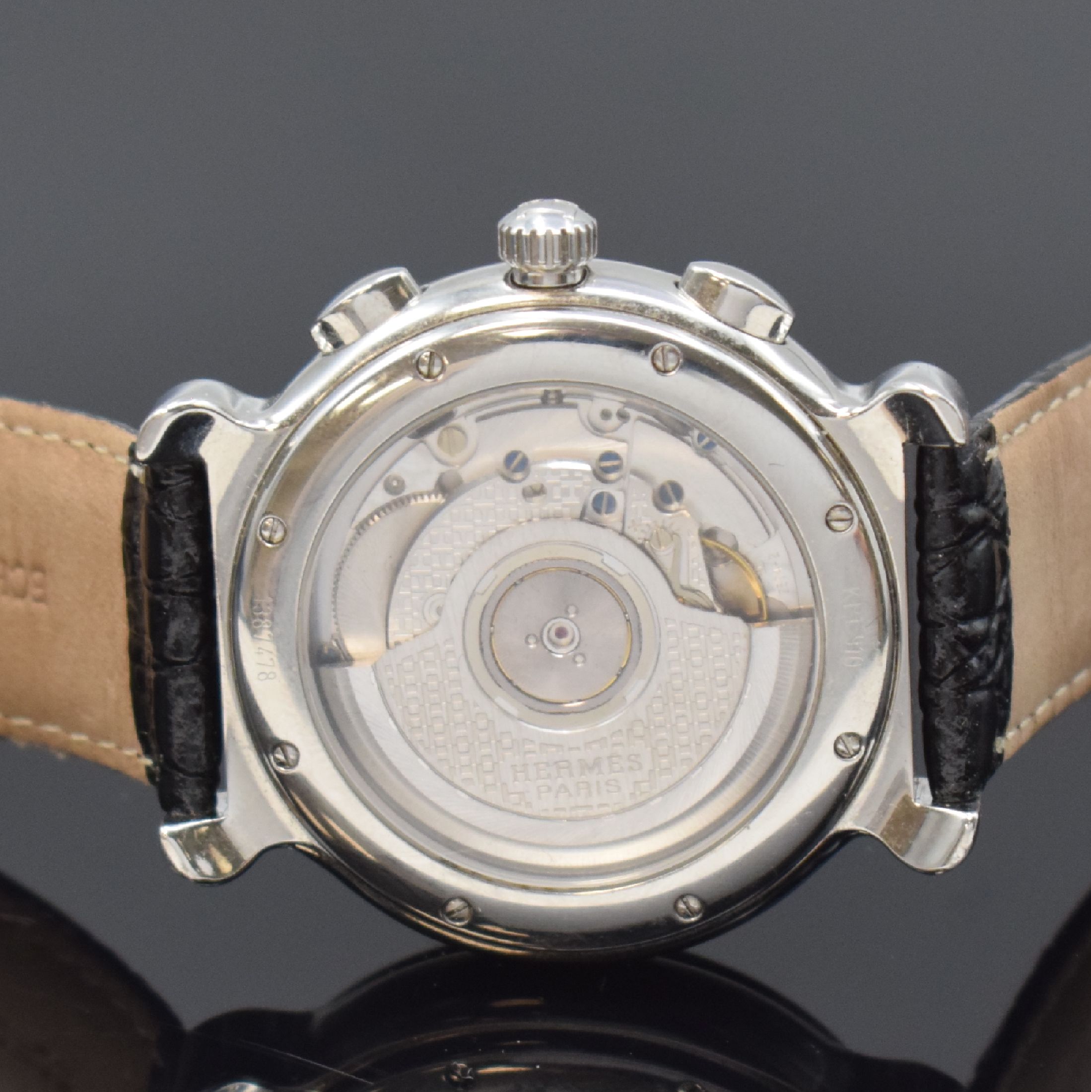 Detail c: HERMES Kepler Herrenchronograph in Stahl Referenz KP1.910, Schweiz um 2000, Automatik, beids. vergl. Geh., Boden 8-fach verschr., weißes Zifferbl. ...