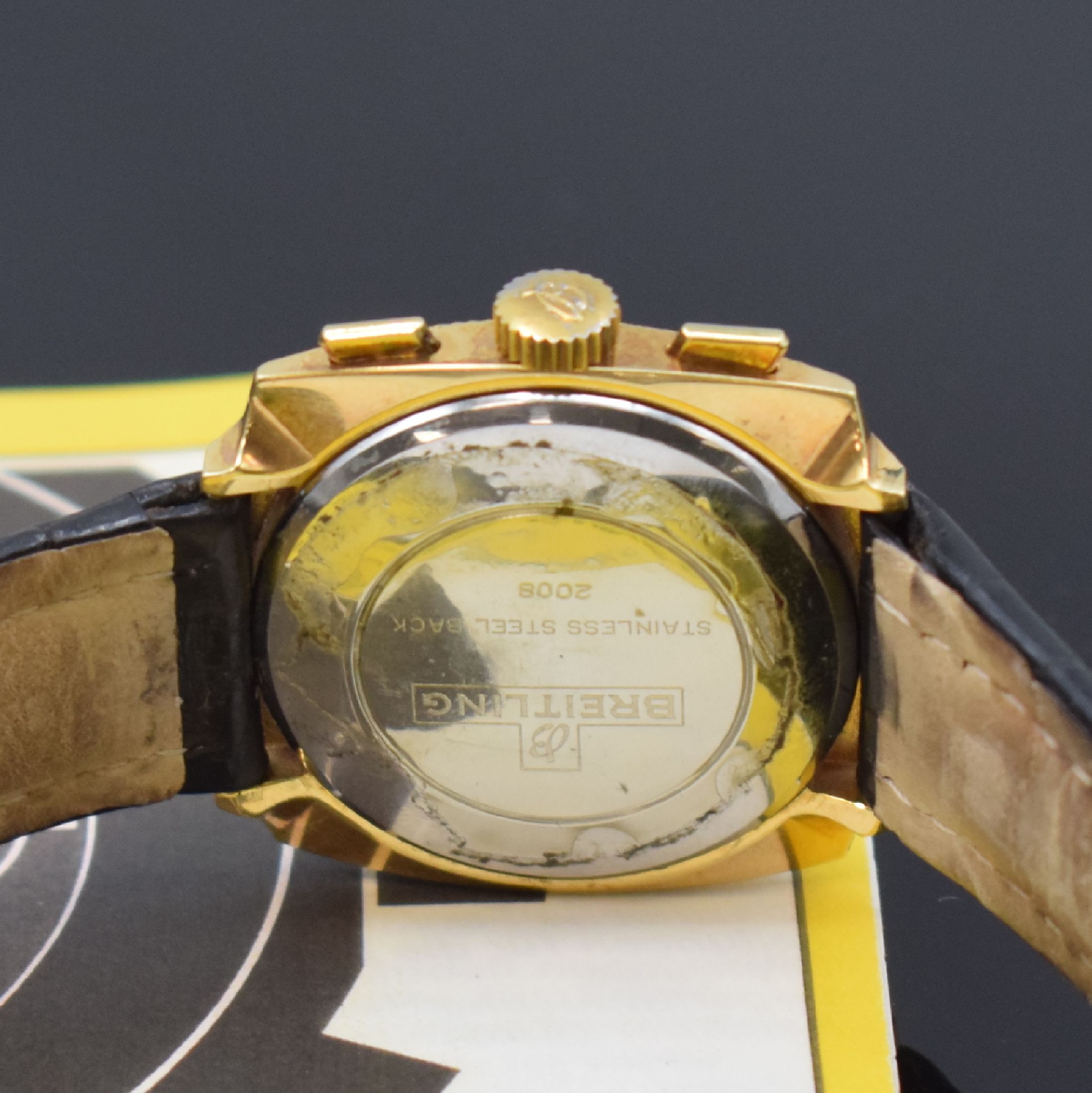 Detail c: BREITLING Top Time Herrenchronograph Referenz 2008, Schweiz um 1966, Handaufzug, verg. Carré-Cambré-Geh., gedr. Stahlboden, Borken- Lünette, ...