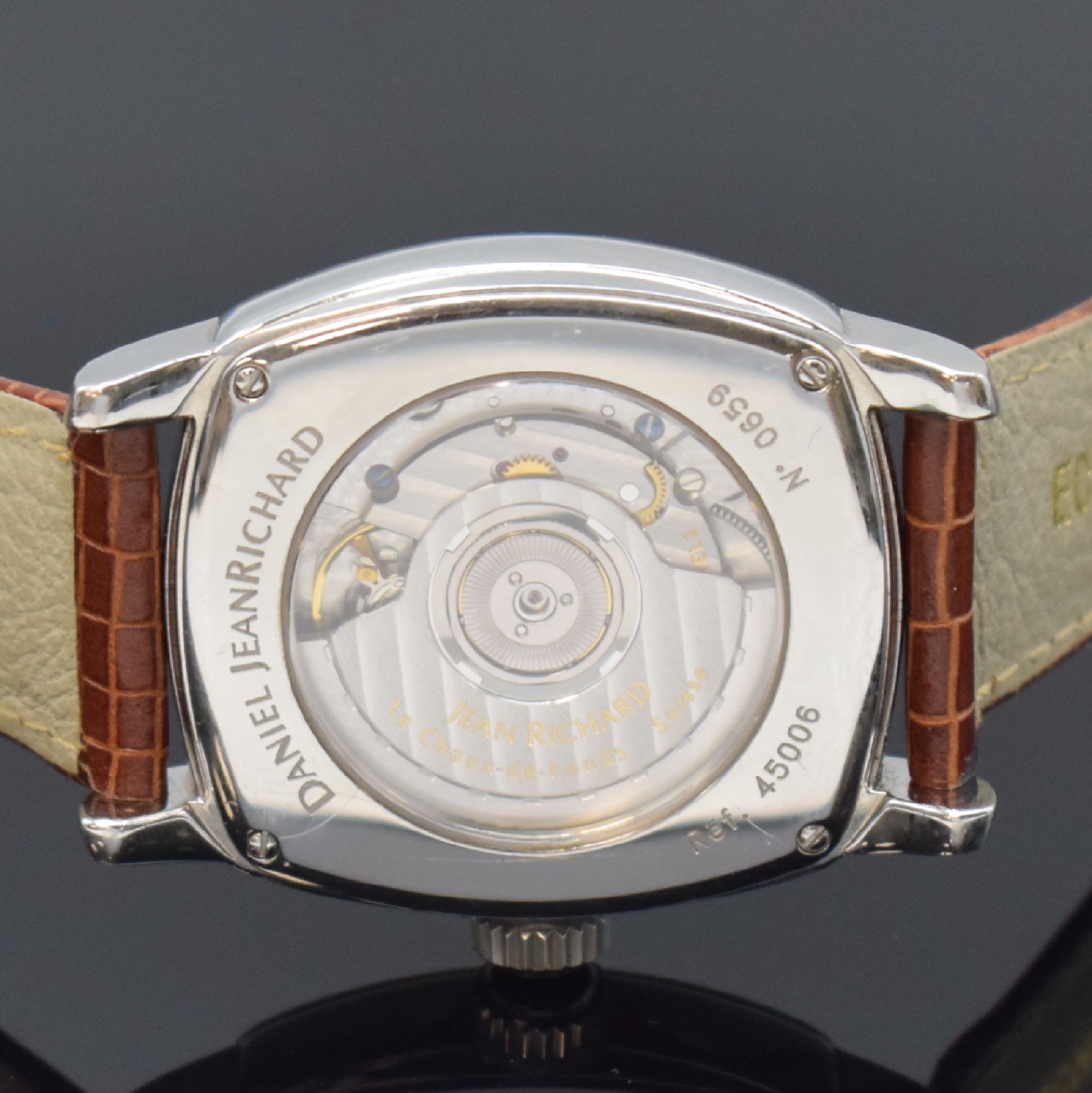 Detail d: DANIEL JEAN RICHARD Armbanduhr mit retrograder Sekunde in Stahl Referenz 45006, Schweiz um 2000, Automatik, beids. vergl. Tonneau-Geh., Boden 4-fach ...