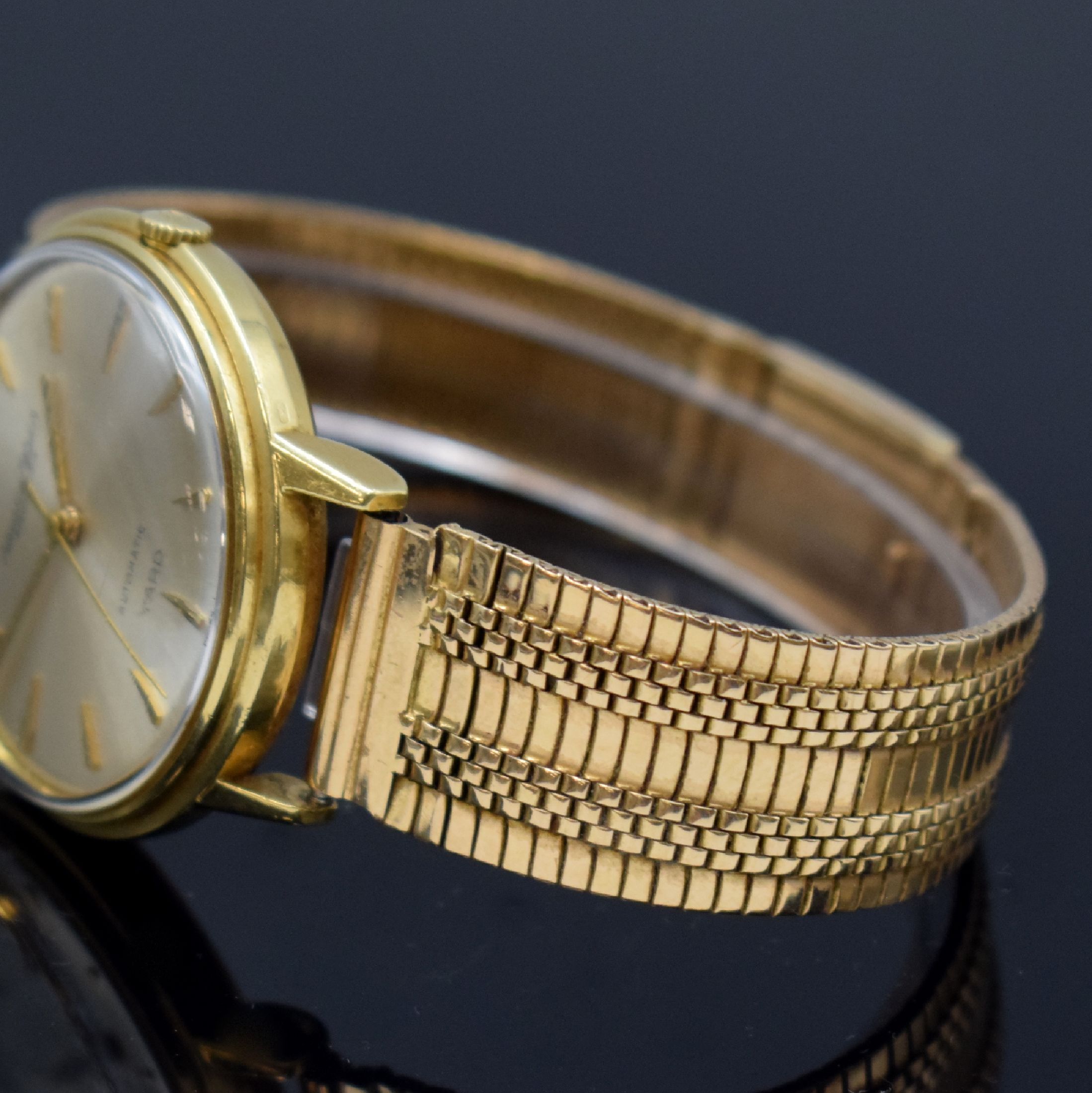 Detail c: IWC Automatic Yard Armbanduhr in GG 750/000 am neutralen Goldband in RG 750/000, Schweiz um 1960, 2-tlg. Geh., Boden aufgedr., orig. Krone, silb. ...