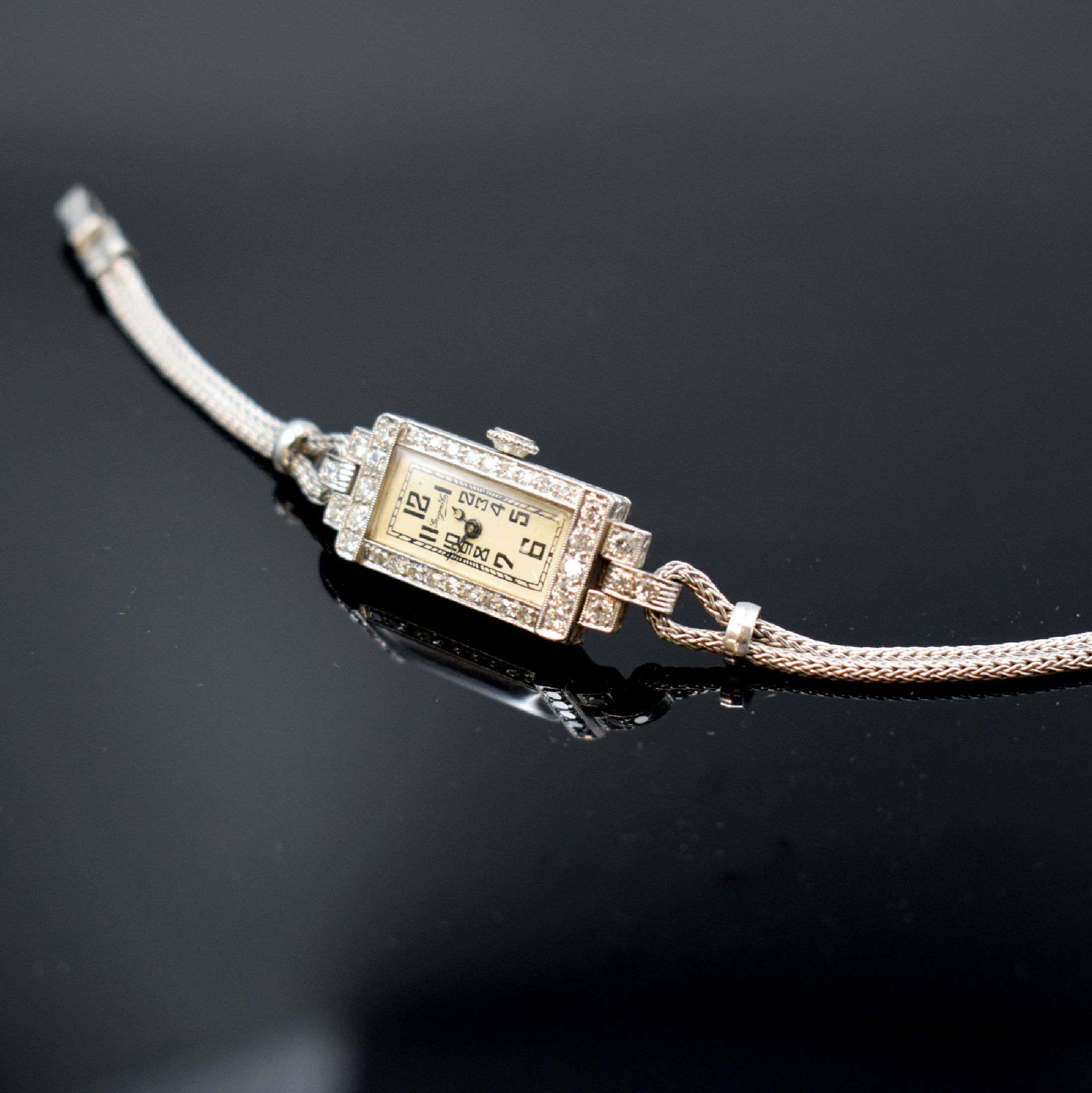C.H.MEYLAN Brassus für GROGAN Co sehr feine diamantbesetzte Art-Deco Damenuhr in Platin, Schweiz / USA um 1920, Handaufzug, floral verziertes ...