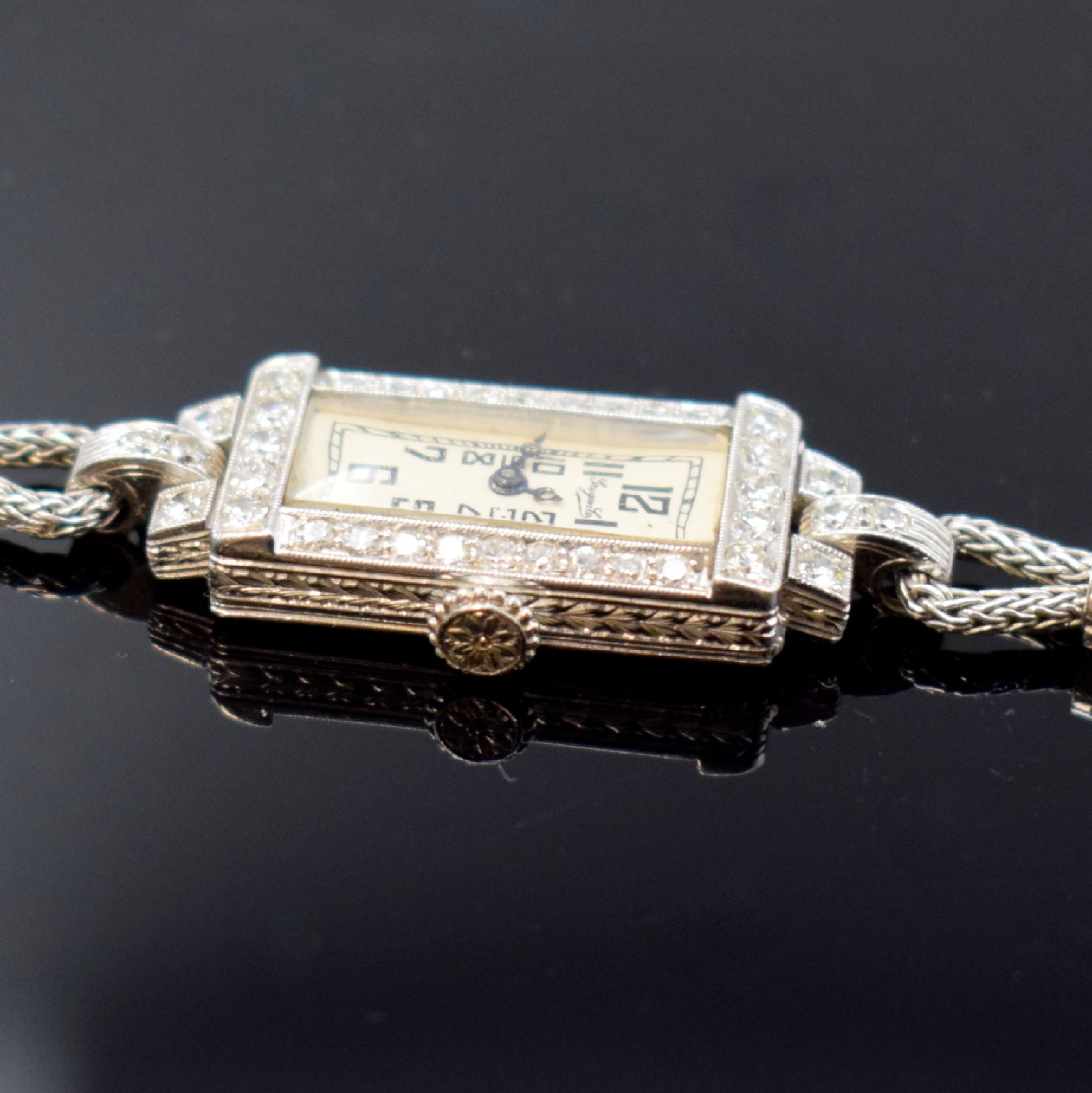 Detail c: C.H.MEYLAN Brassus für GROGAN Co sehr feine diamantbesetzte Art-Deco Damenuhr in Platin, Schweiz / USA um 1920, Handaufzug, floral verziertes ...