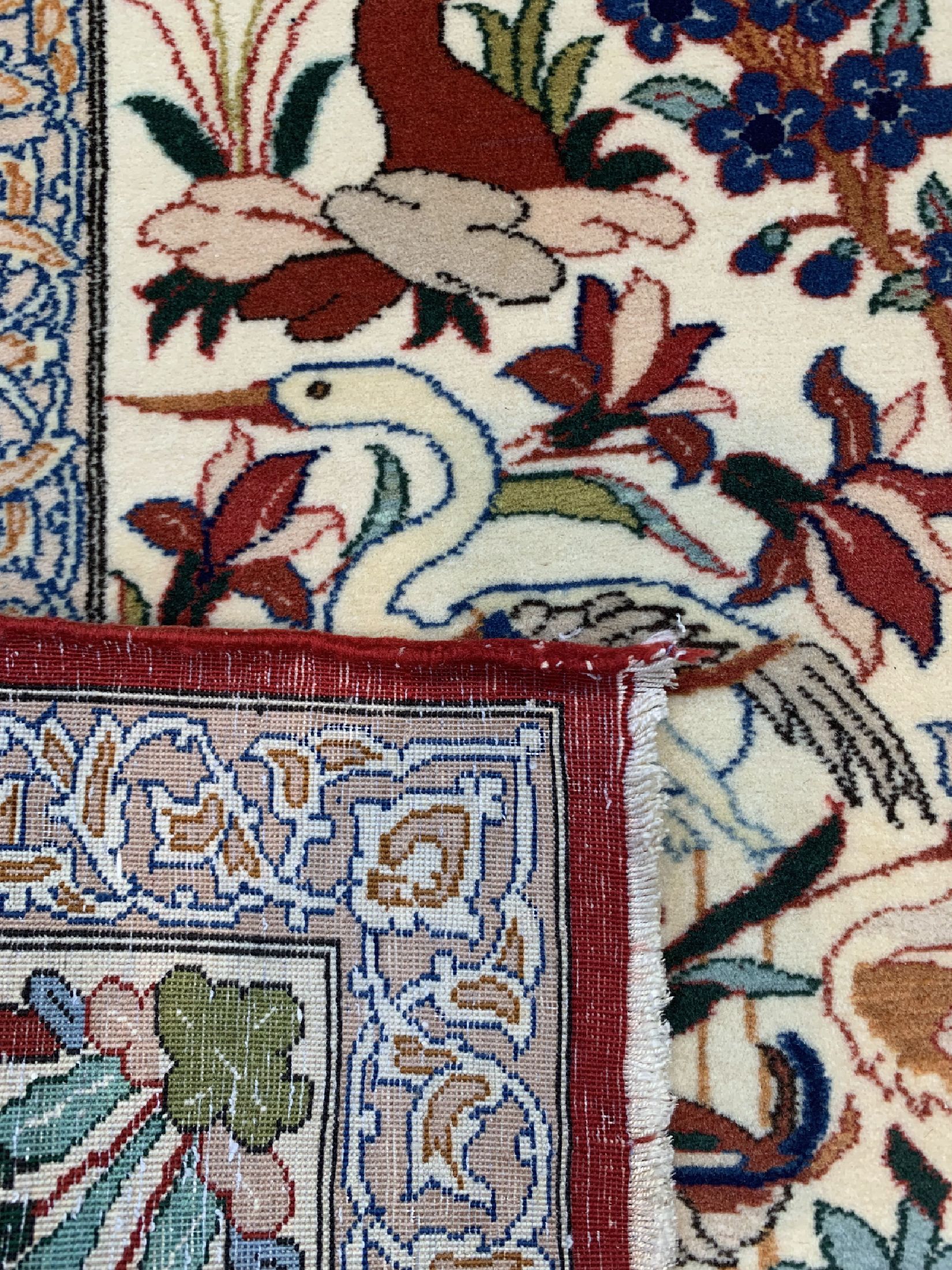 Detail f: Esfahan fein, Persien, um 1950, Korkwolle auf Seide, ca. 165 x 125 cm, ca. 1,0 Mio. Kn/qm, fachkundig gereinigt, EHZ: 1-2