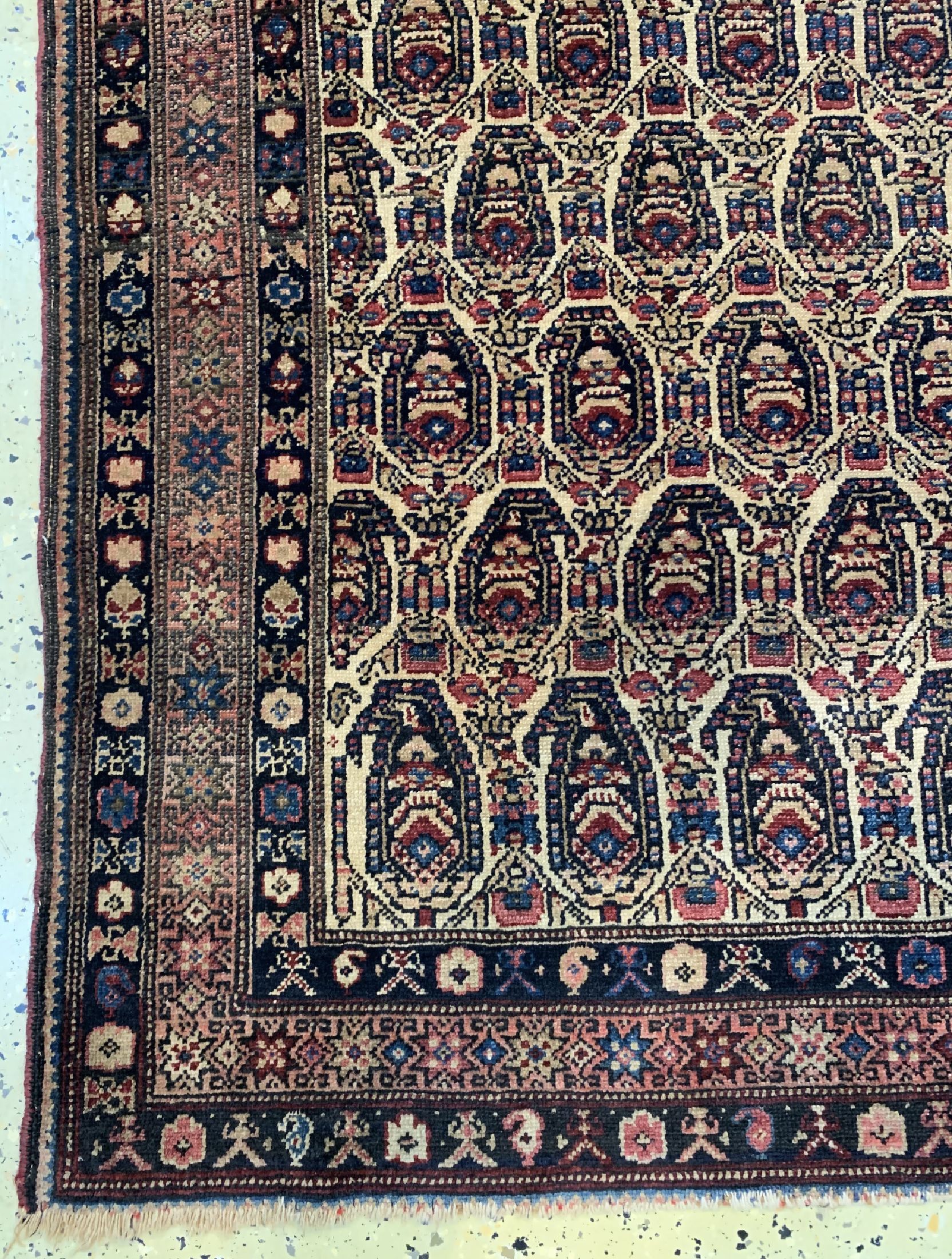 Detail a: Senneh fein antik, Persien, 19.Jhd, Wolle auf Baumwolle, ca. 190 x 125 cm, EHZ: 3