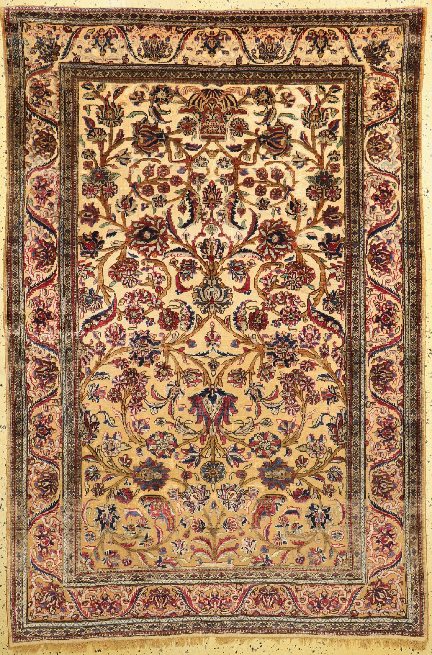 Keschan Seide "Souf" antik, Persien(mit Königskrone), 19.Jhd, reine Naturseide, ca. 197 x 132 cm, EHZ: 2, Souf mit kleineren Abnutzungen.