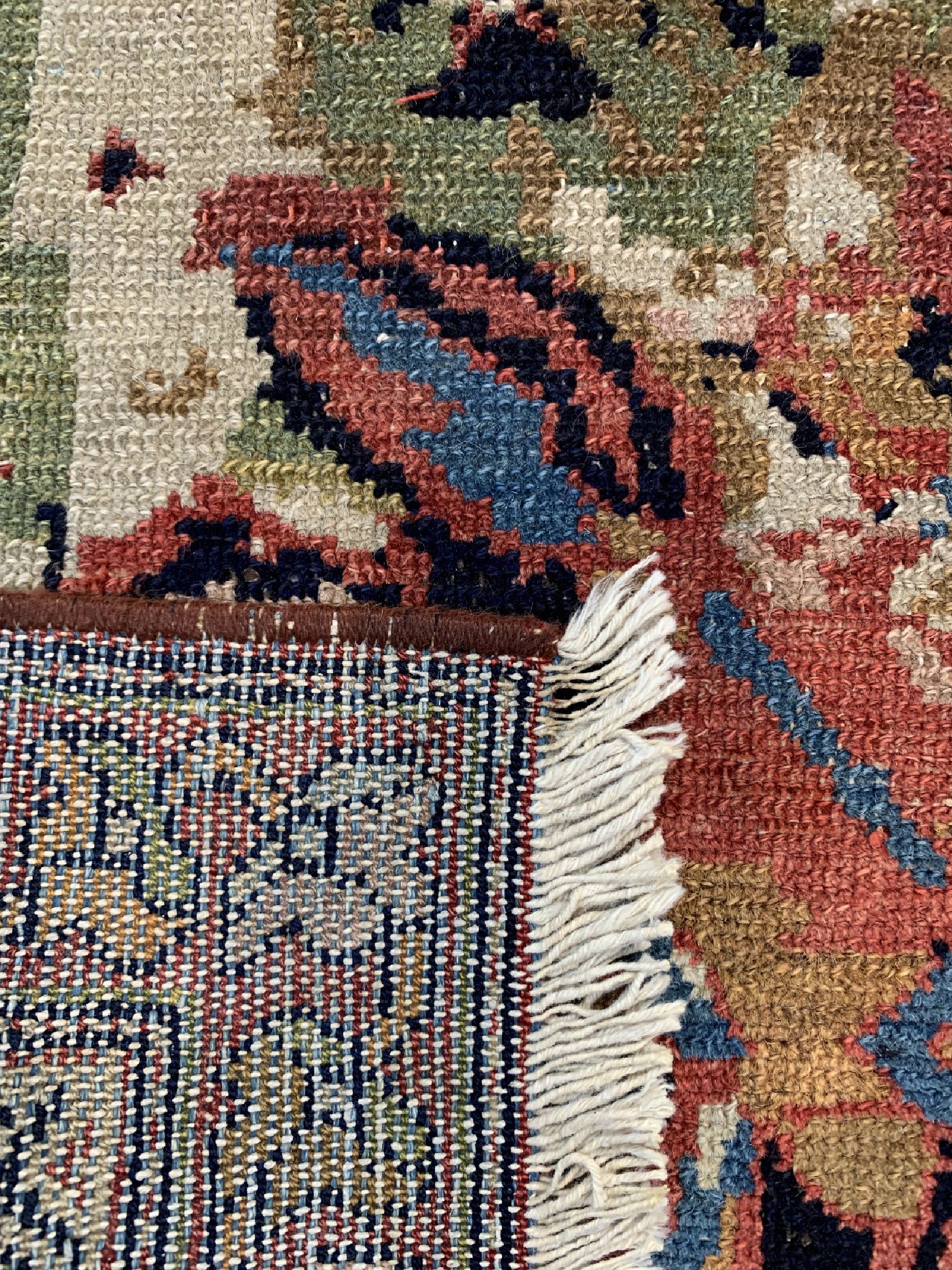 Detail e: Antiker Malayer, Persien, um 1900, Wolle auf Baumwolle, ca. 191 x 126 cm, EHZ: 2, (gleichmässig dünn)