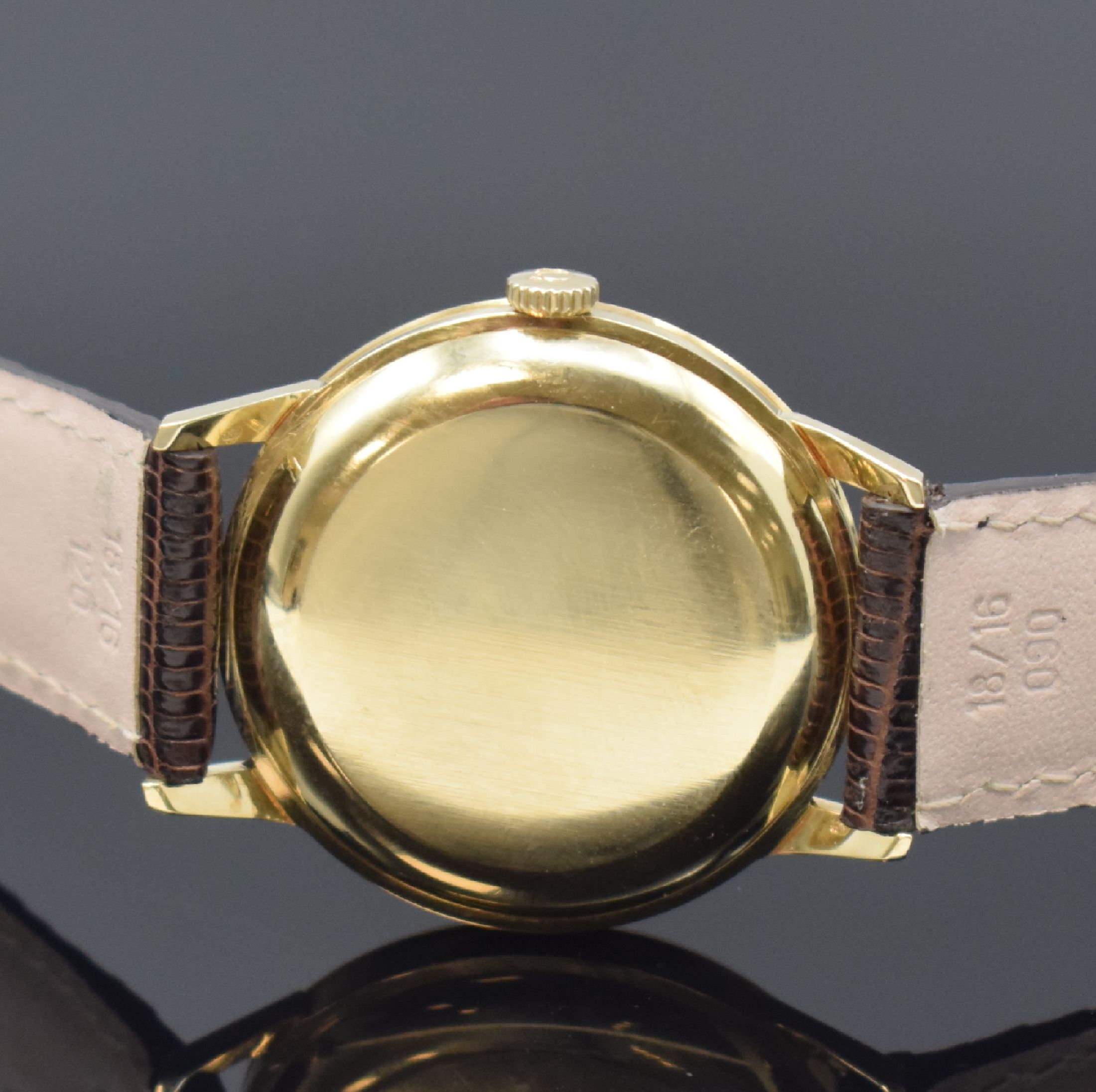 Detail c: OMEGA klassische Herrenarmbanduhr in GG 585/000 Referenz 14729 61, Schweiz um 1961, Handaufzug, 3-tlg. Geh., Boden u. Glasrand aufgedr., orig. Glas ...