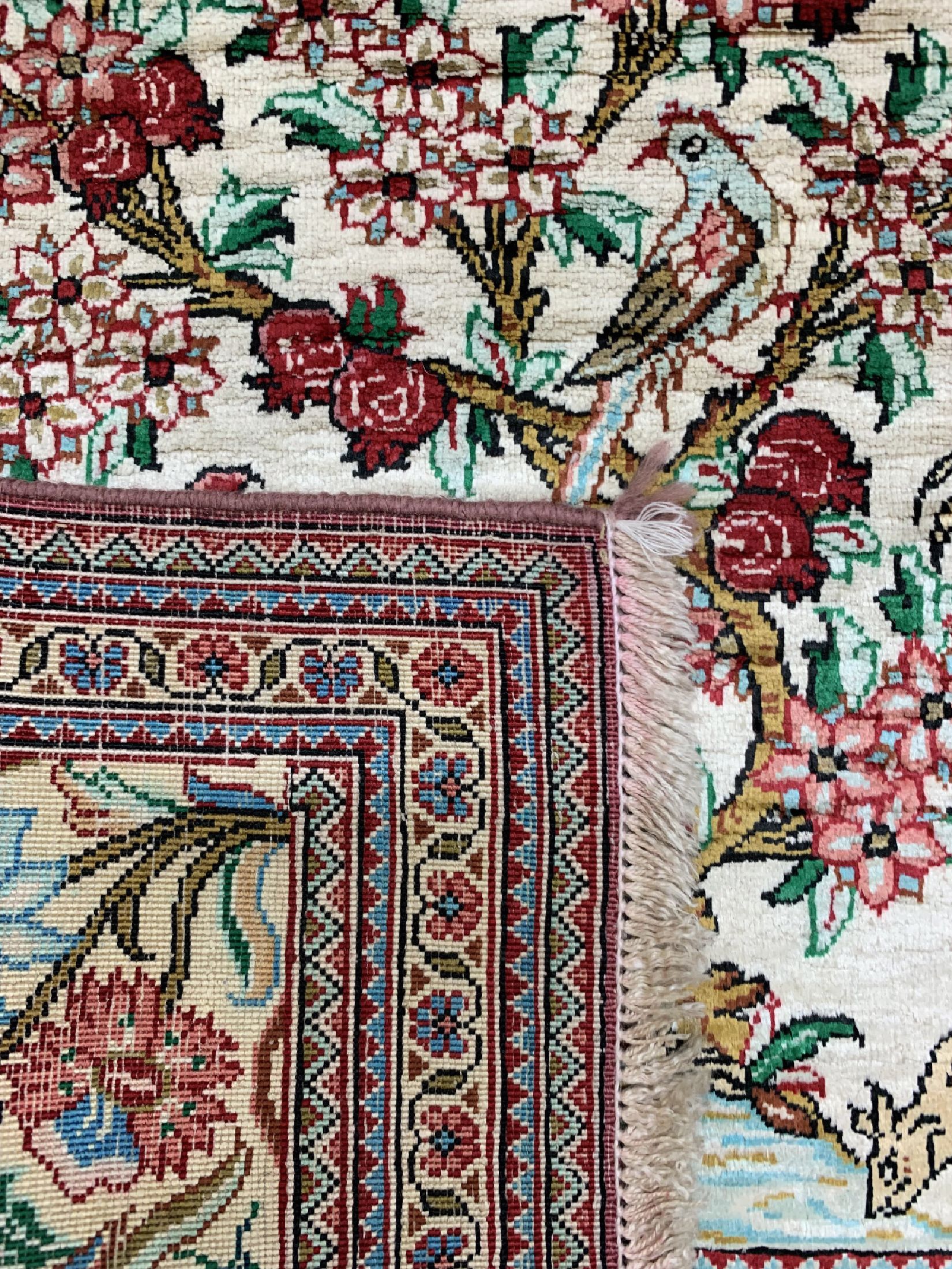 Detail d: Ghom Seide, Persien, ca. 50 Jahre, reine Naturseide, ca. 150 x 101 cm, gereinigt, EHZ: 1-2