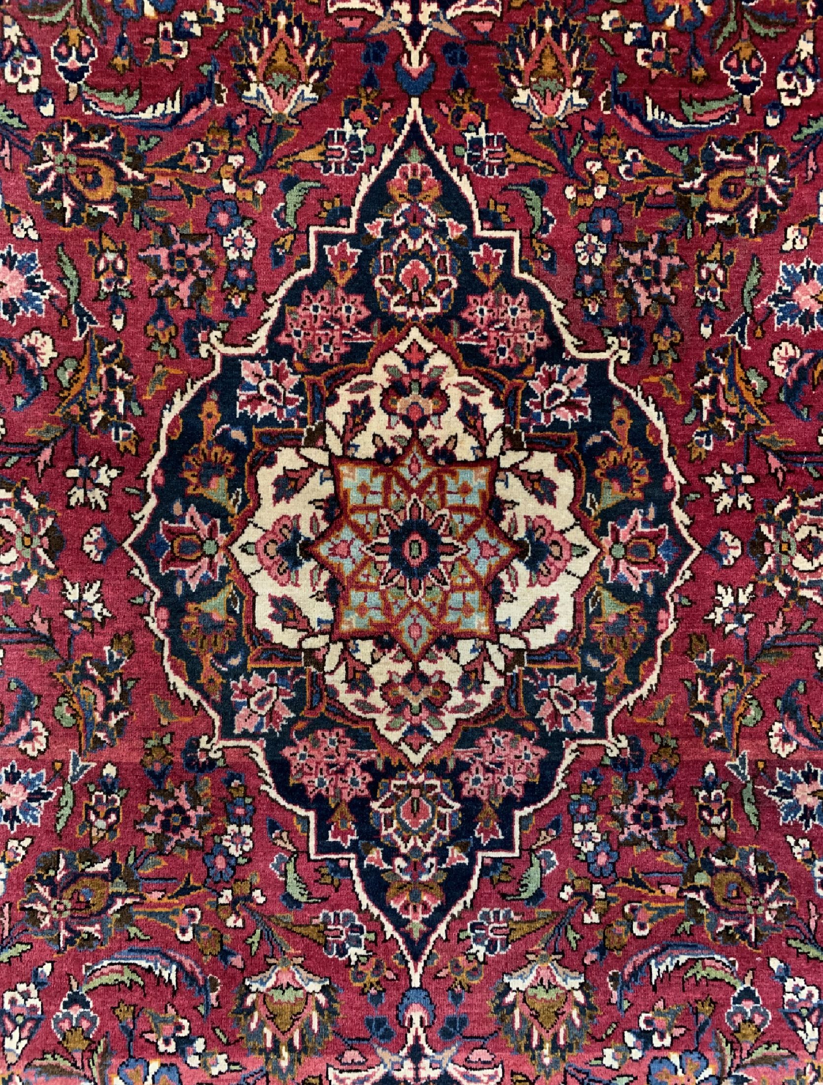 Detail c: Keschan alt, Persien, um 1950, Wolle auf Baumwolle, ca. 197 x 130 cm, gereinigt, EHZ: 2