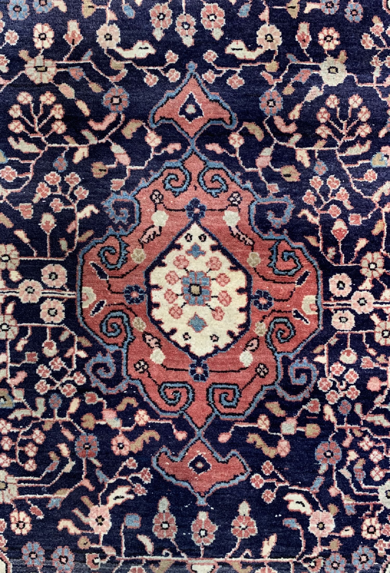 Detail e: Konvolut aus 3 Sarogh, Persien, ca. 50 Jahre, Wolle auf Baumwolle, ca. 155 x 107 cm, EHZ: 2
