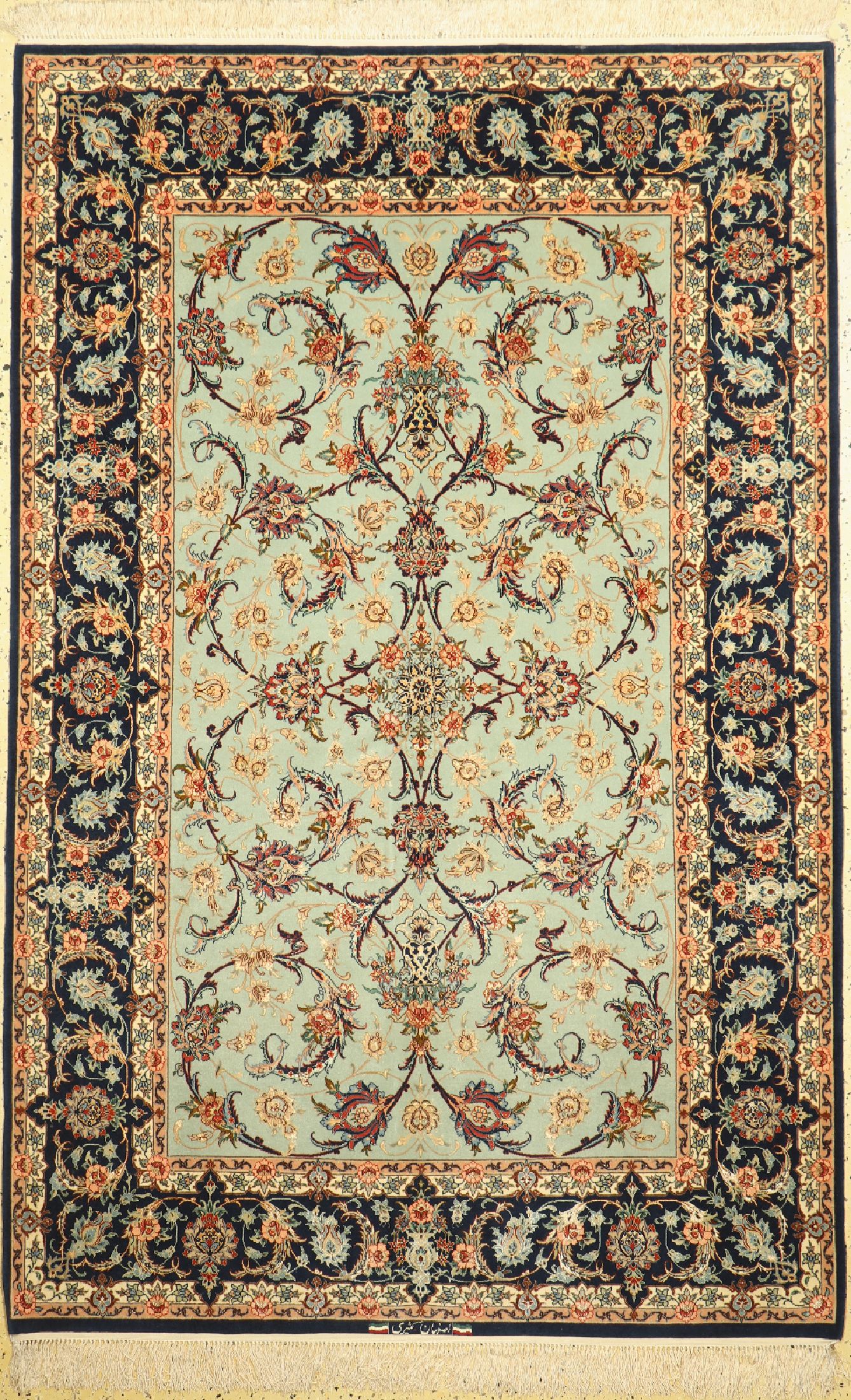 Esfahan fein Persien, signiert(Kasiri), um 1960, Korkwolle mit und auf Seide, ca. 222 x 145 cm, ca. 1,0 Mio. Kn/qm, gereinigt, EHZ: 1-2
