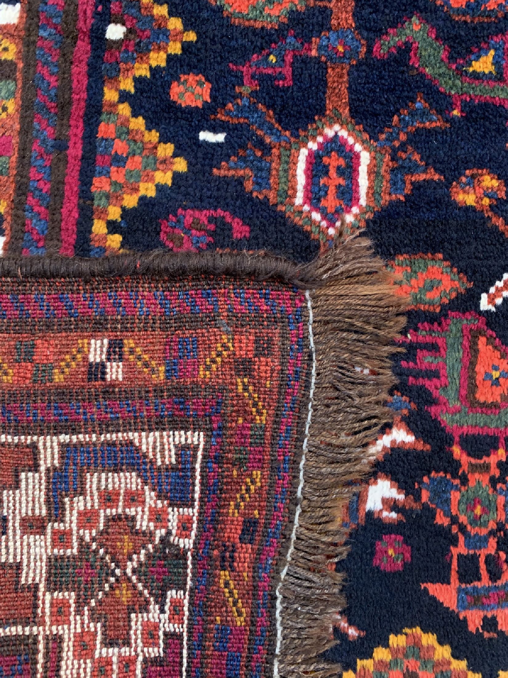 Detail f: Khamseh alt, Persien, um 1930/1940, Wolle auf Wolle, ca. 280 x 160 cm, gereinigt, EHZ: 1-2