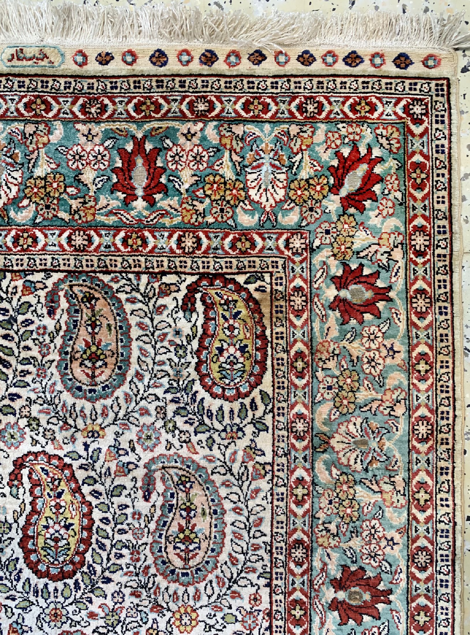 Detail b: Istambul Seide"Chinar", Türkei, um 1950, reine Naturseide, ca. 235 x 90 cm, gereinigt, EHZ: 2, Metallbroschiert.