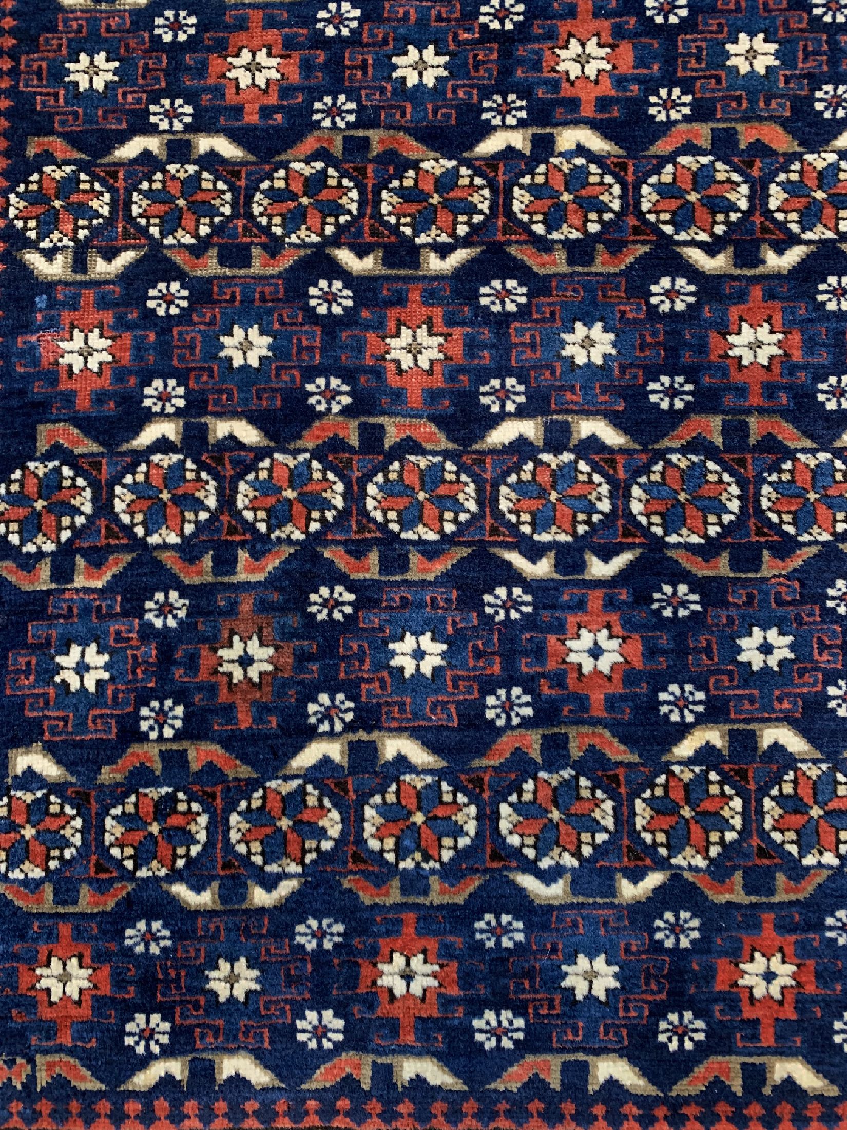Detail b: Antiker"Chichi"Kazak, Kaukasus, um 1900, Wolle auf Wolle, ca. 155 x 121 cm, EHZ: 2