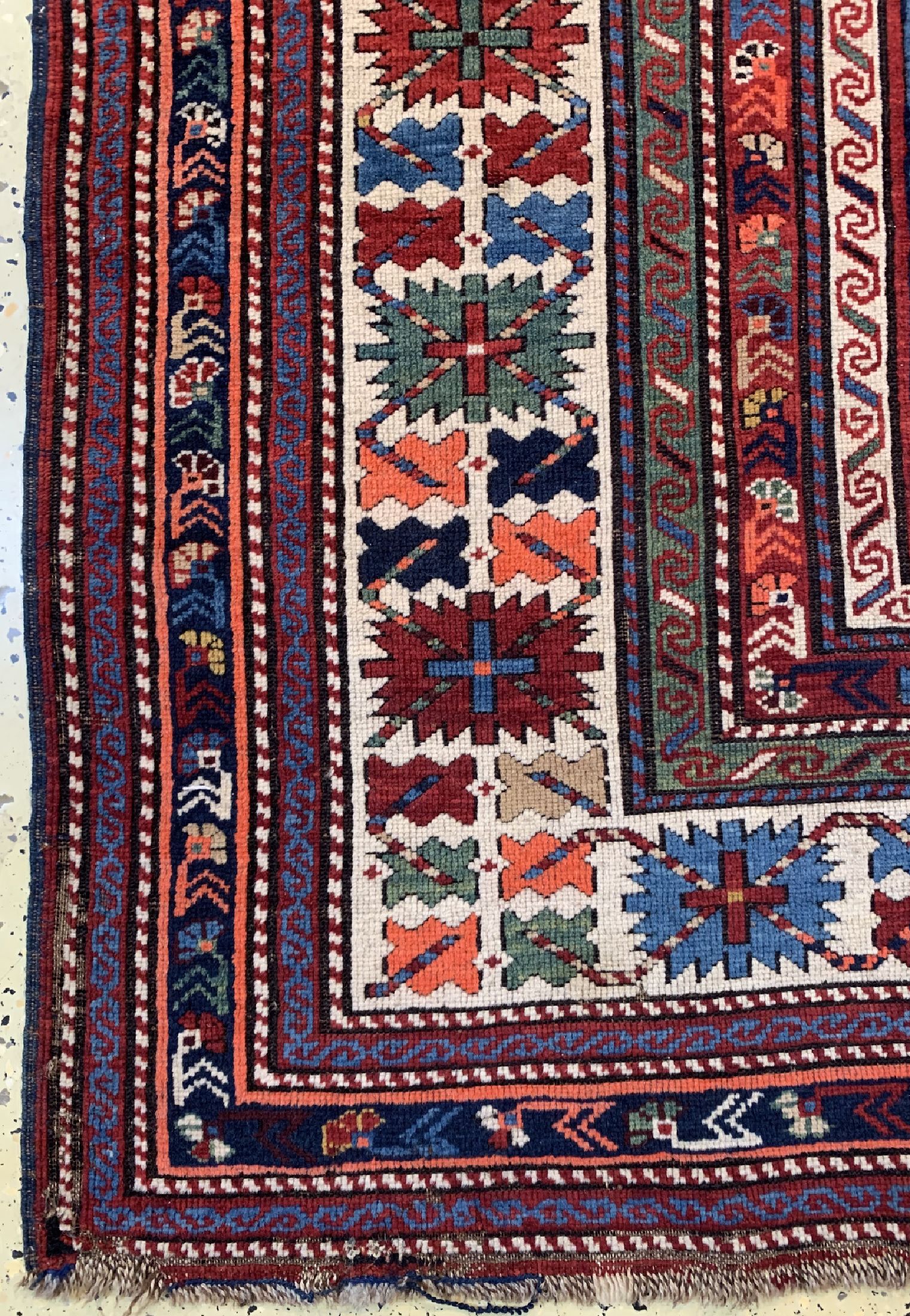 Detail a: Kuba Schirwan antik, Kaukasus, 19.Jhd, Wolle auf Wolle, ca. 400 x 134 cm, EHZ: 3-4