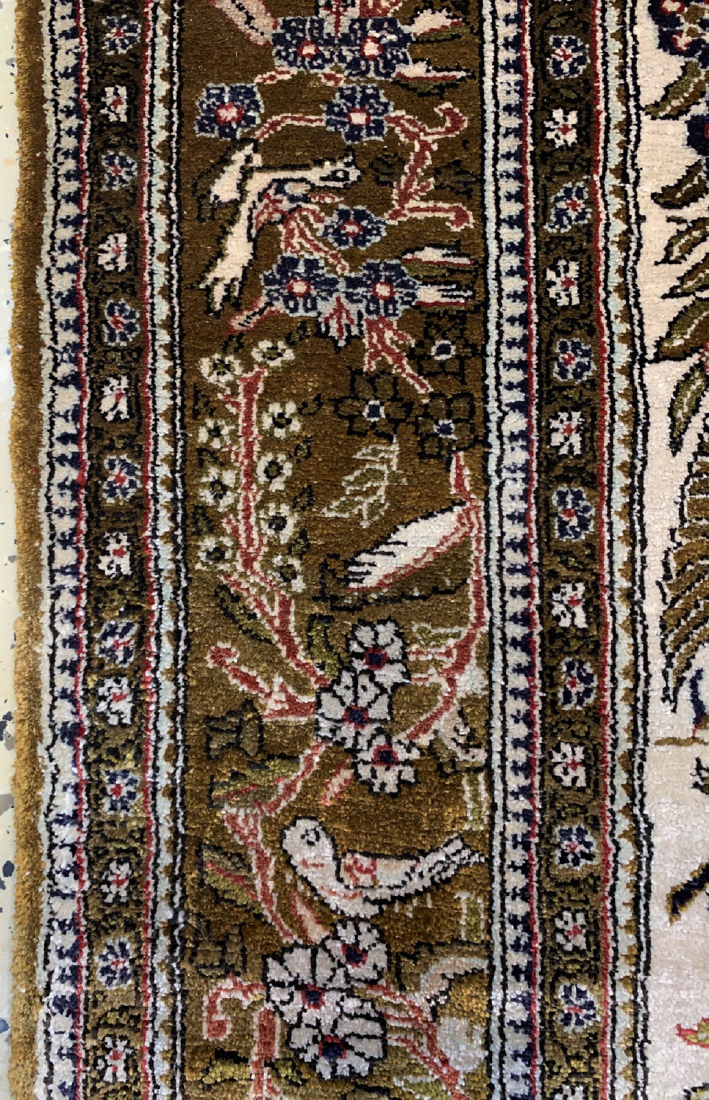 Detail e: Ghom Seide alt, Persien, um 1950, reine Naturseide, ca. 167 x 112 cm, gereinigt, EHZ: 1-2
