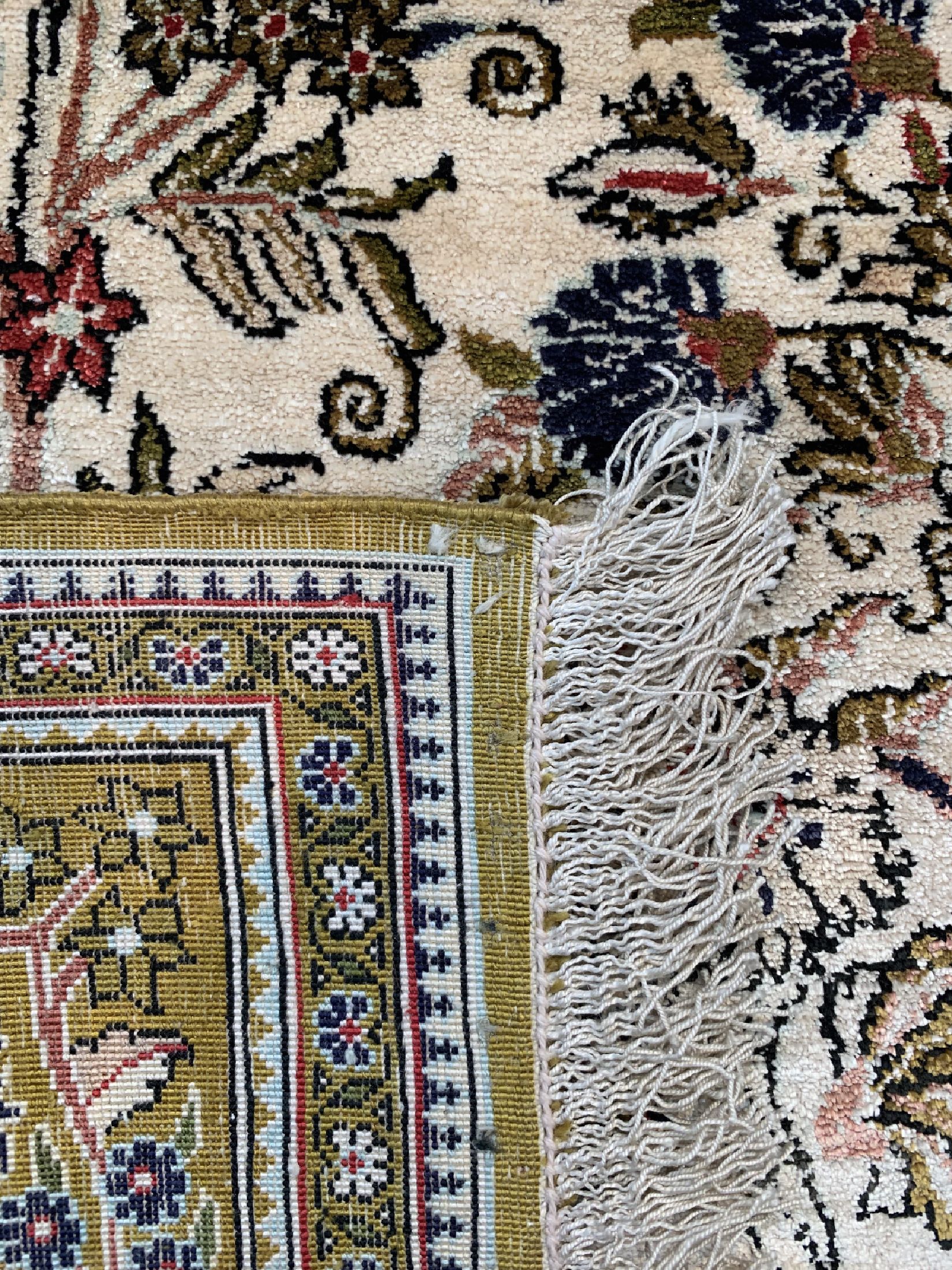 Detail f: Ghom Seide alt, Persien, um 1950, reine Naturseide, ca. 167 x 112 cm, gereinigt, EHZ: 1-2